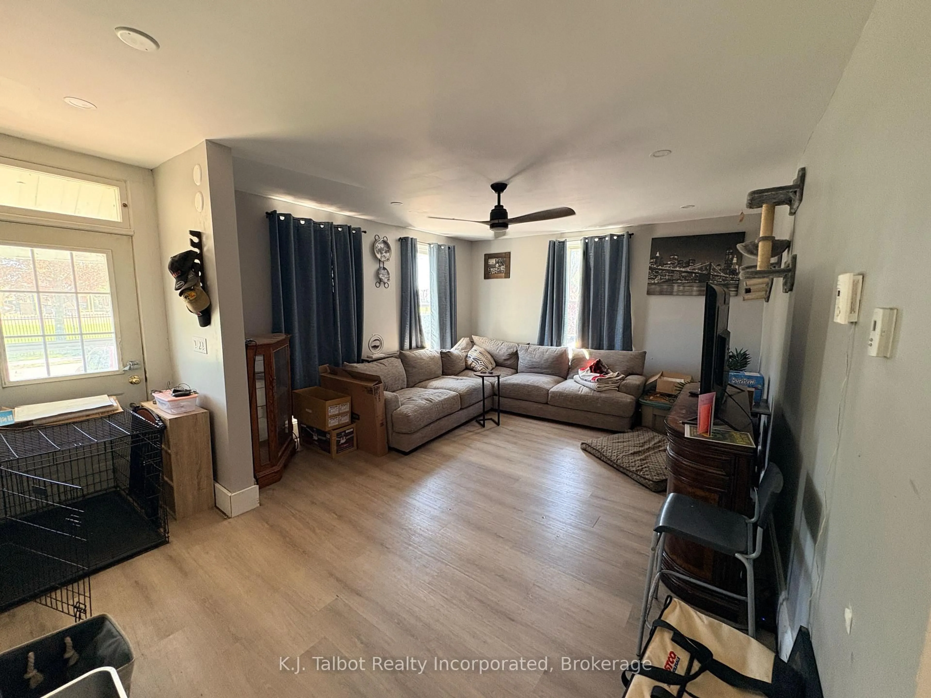 A pic of a room for 103 Bruce St, Goderich Ontario N7A 1S8