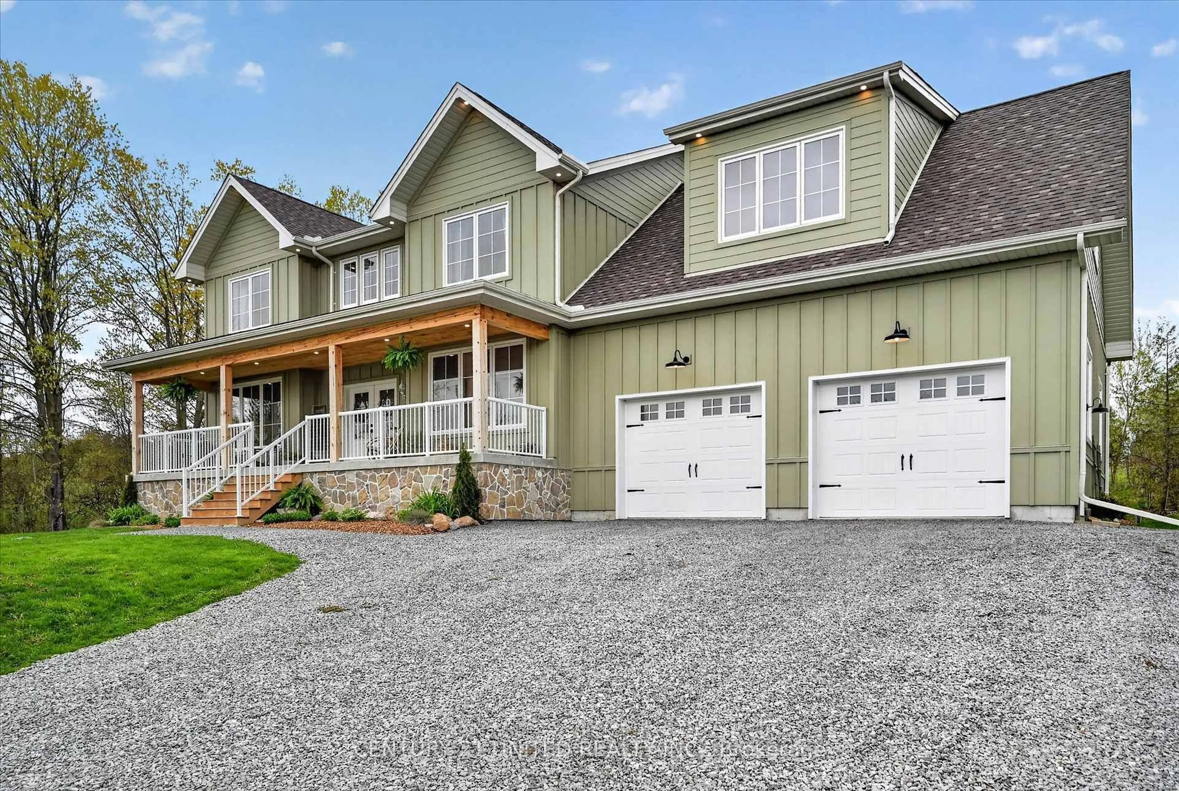 Home with vinyl exterior material, street for 38 Darling Dr, Selwyn Ontario K0L 1T0