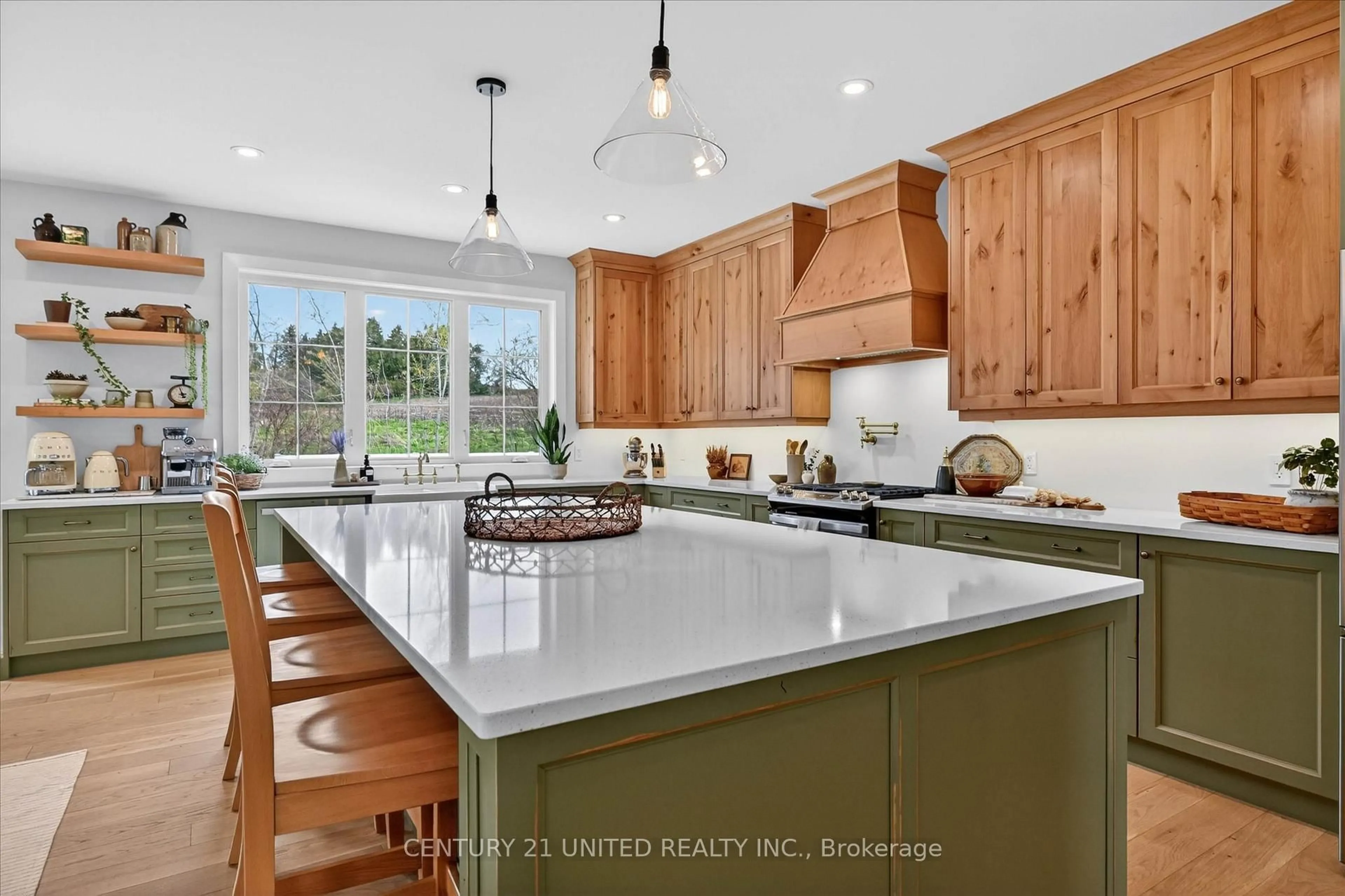 Open concept kitchen, ceramic/tile floor for 38 Darling Dr, Selwyn Ontario K0L 1T0