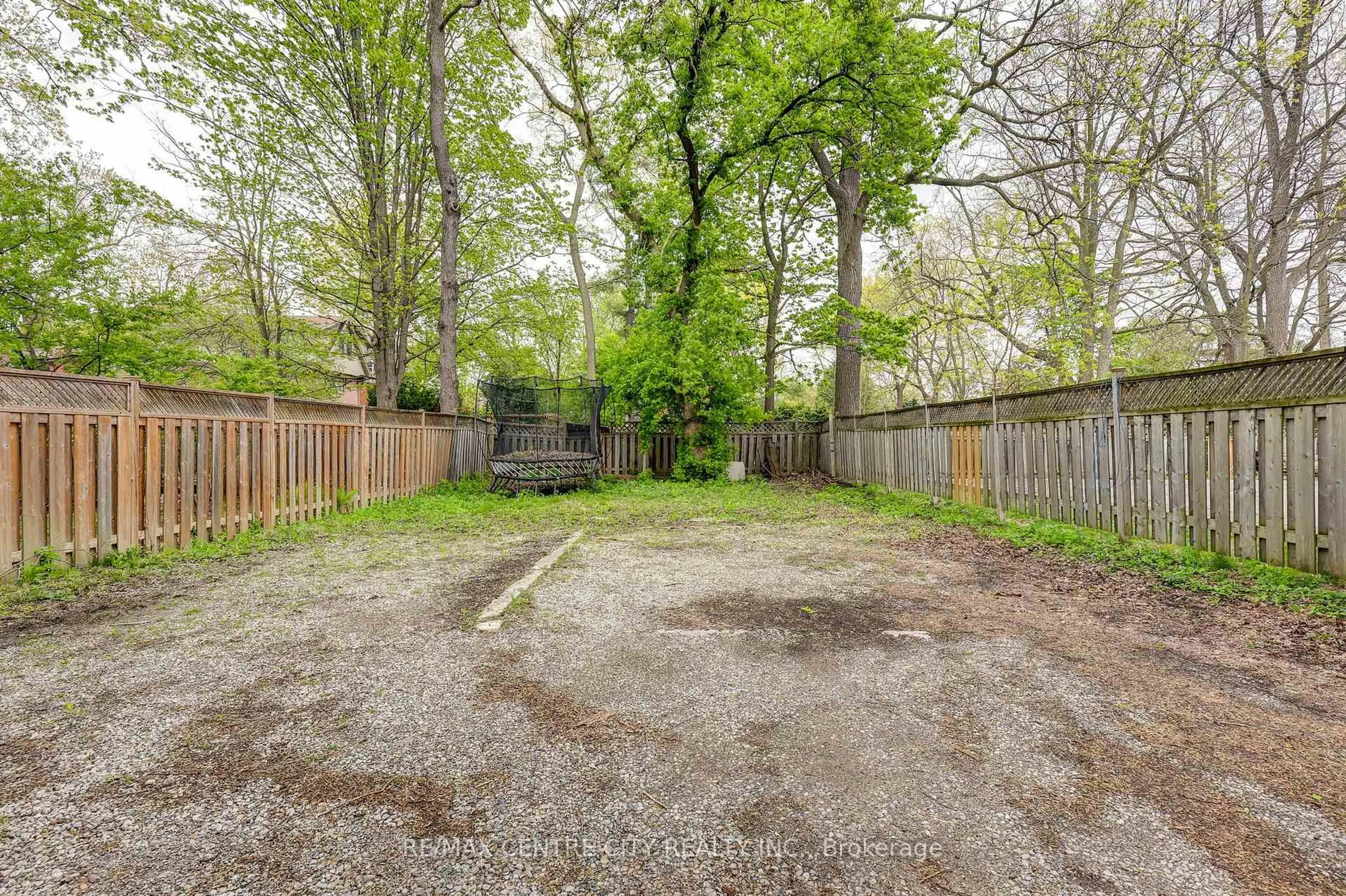 Patio, forest/trees view for 84 Wharncliffe Rd, London South Ontario N6J 2K1