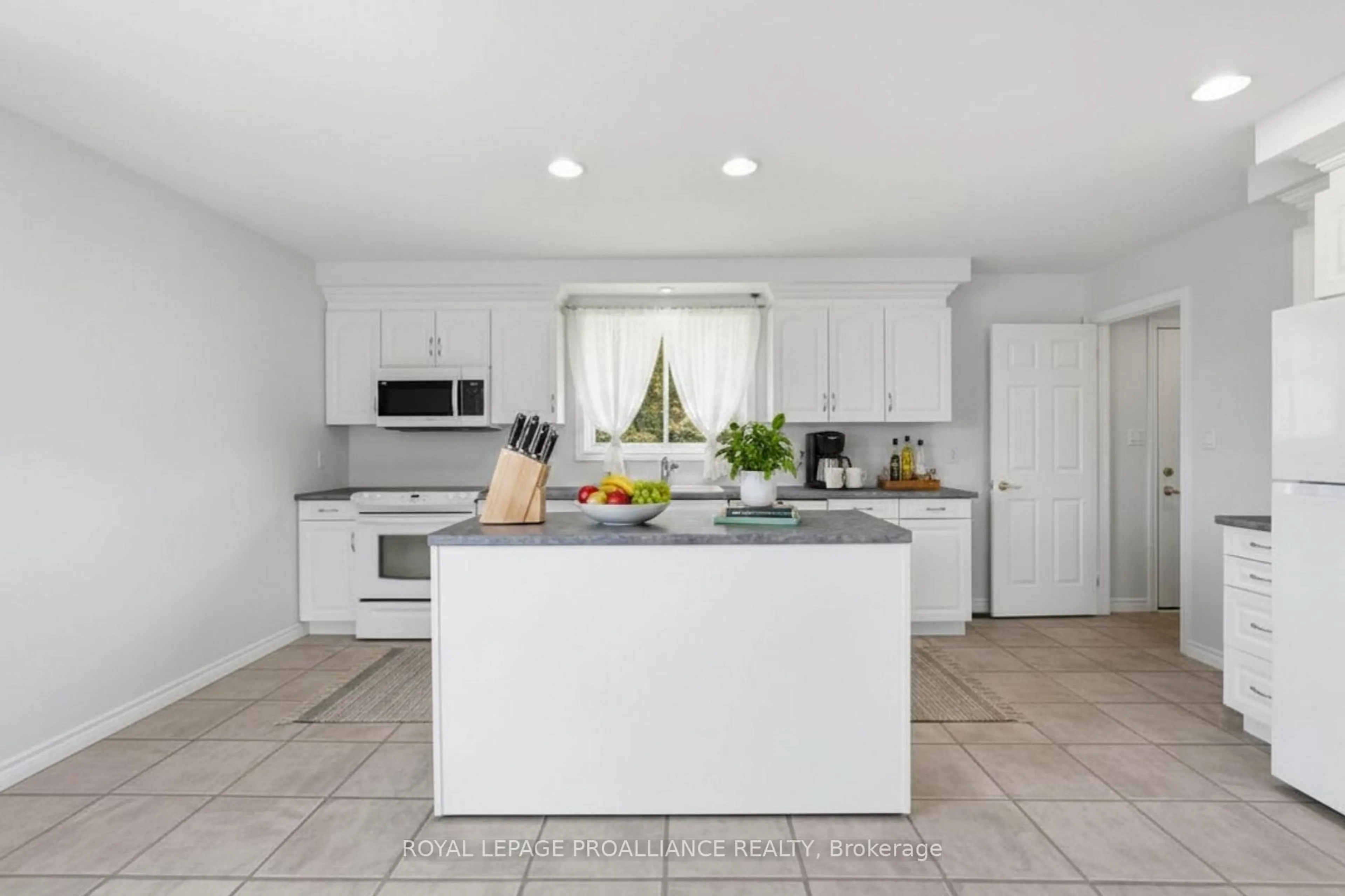 Open concept kitchen, ceramic/tile floor for 111 Moneymore Rd, Belleville Ontario K0K 2Y0