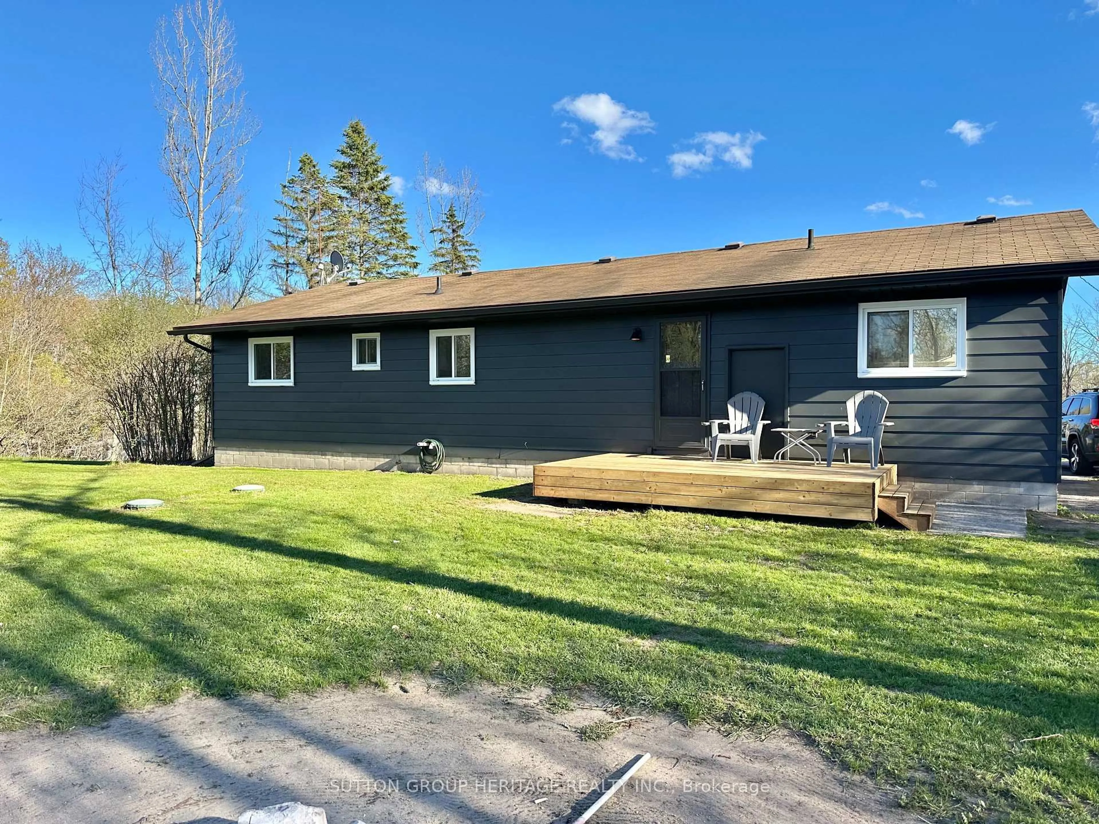 Unknown for 11 Swiss Cres, Trent Lakes Ontario K0M 1A0