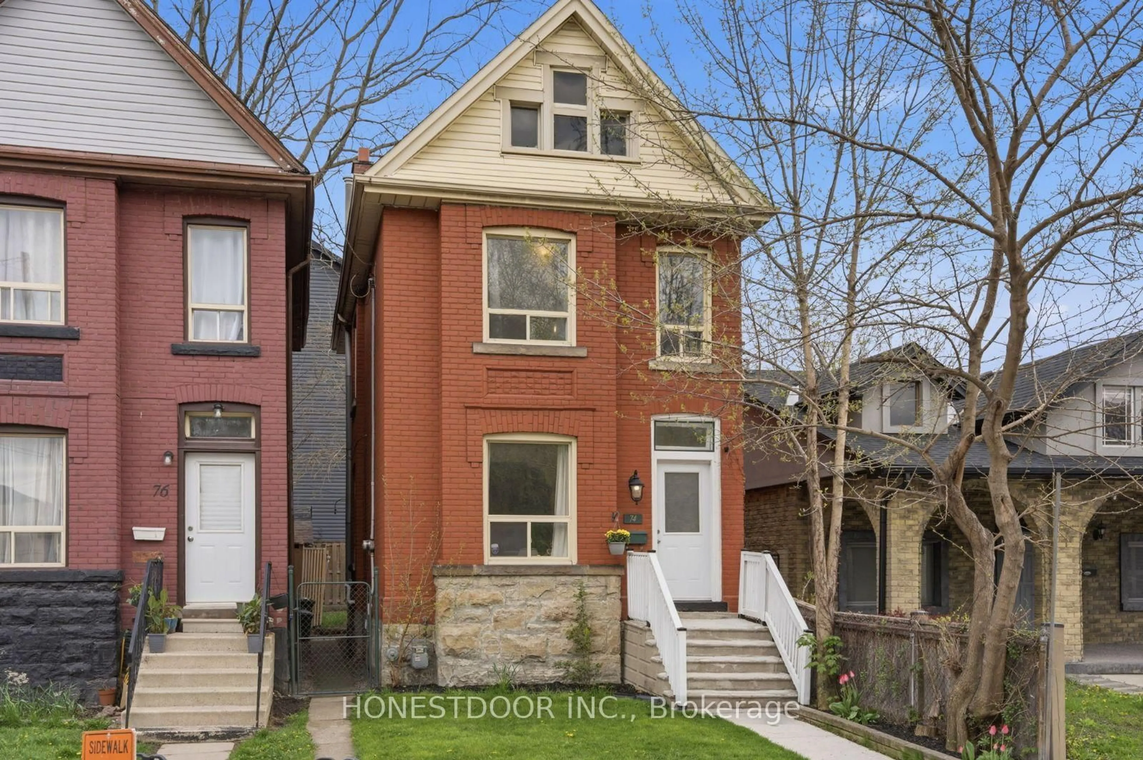 Home with brick exterior material, street for 74 Tisdale St, Hamilton Ontario L8L 5M4