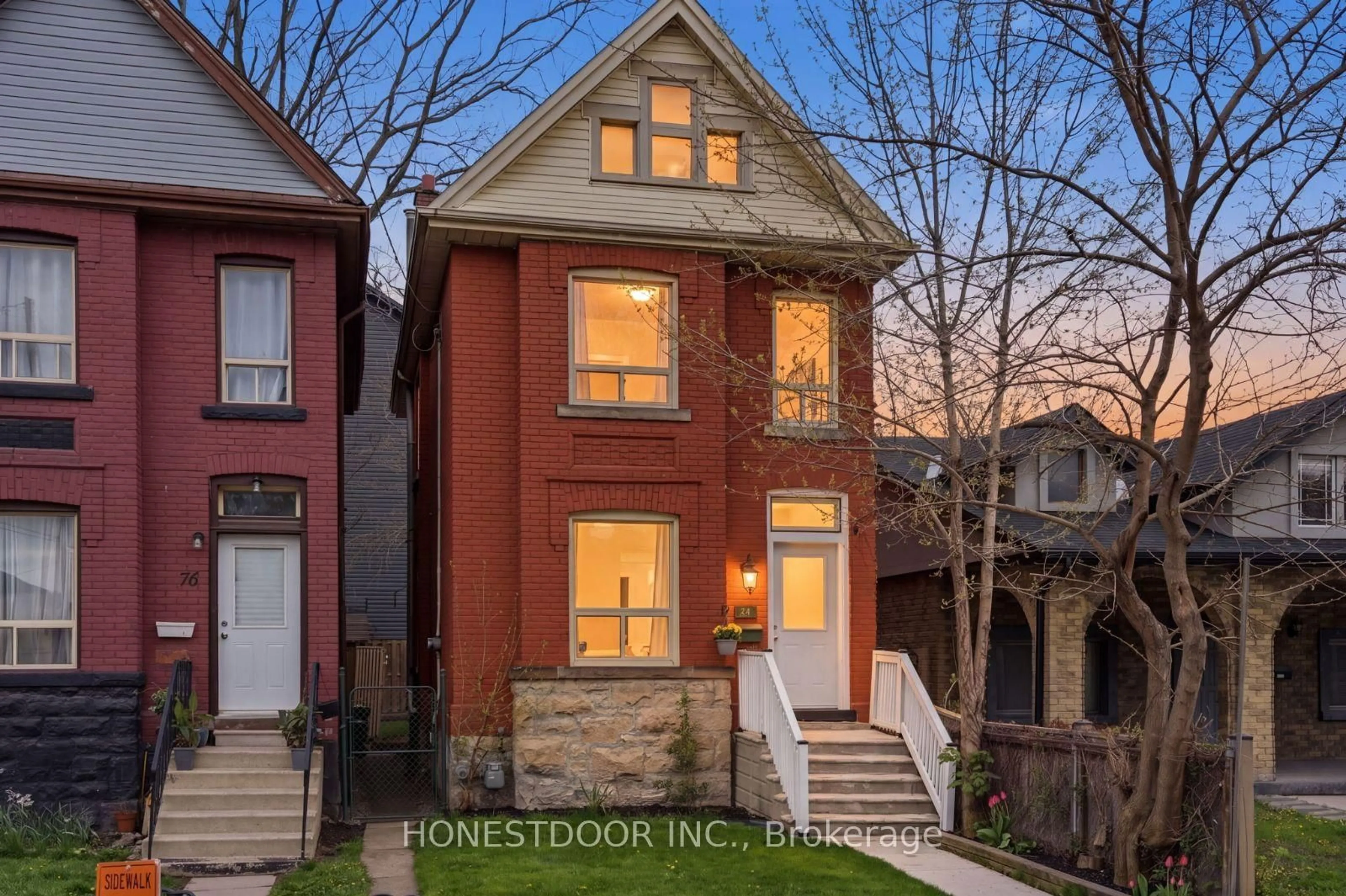Home with brick exterior material, street for 74 Tisdale St, Hamilton Ontario L8L 5M4