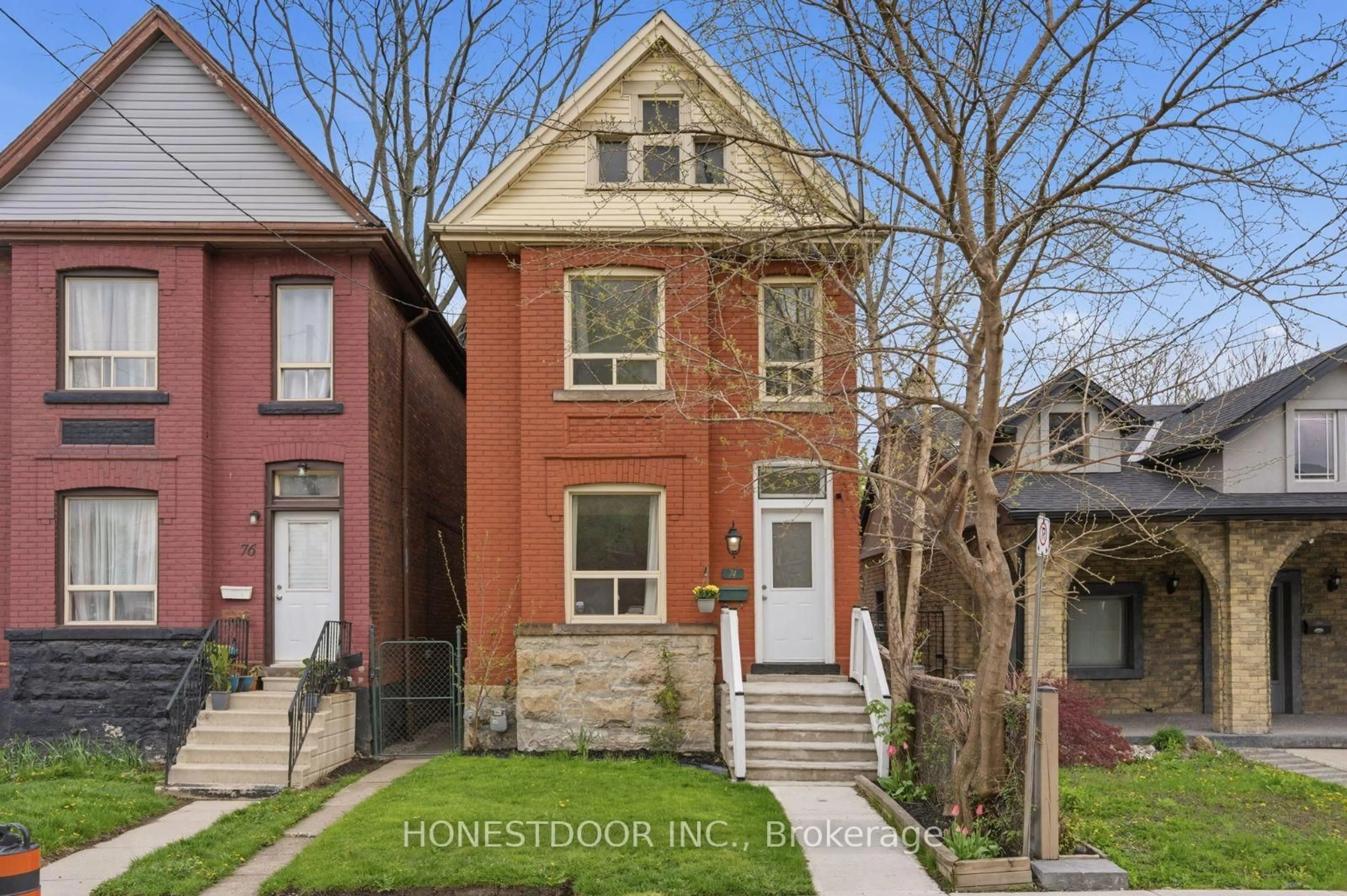 Home with brick exterior material, street for 74 Tisdale St, Hamilton Ontario L8L 5M4