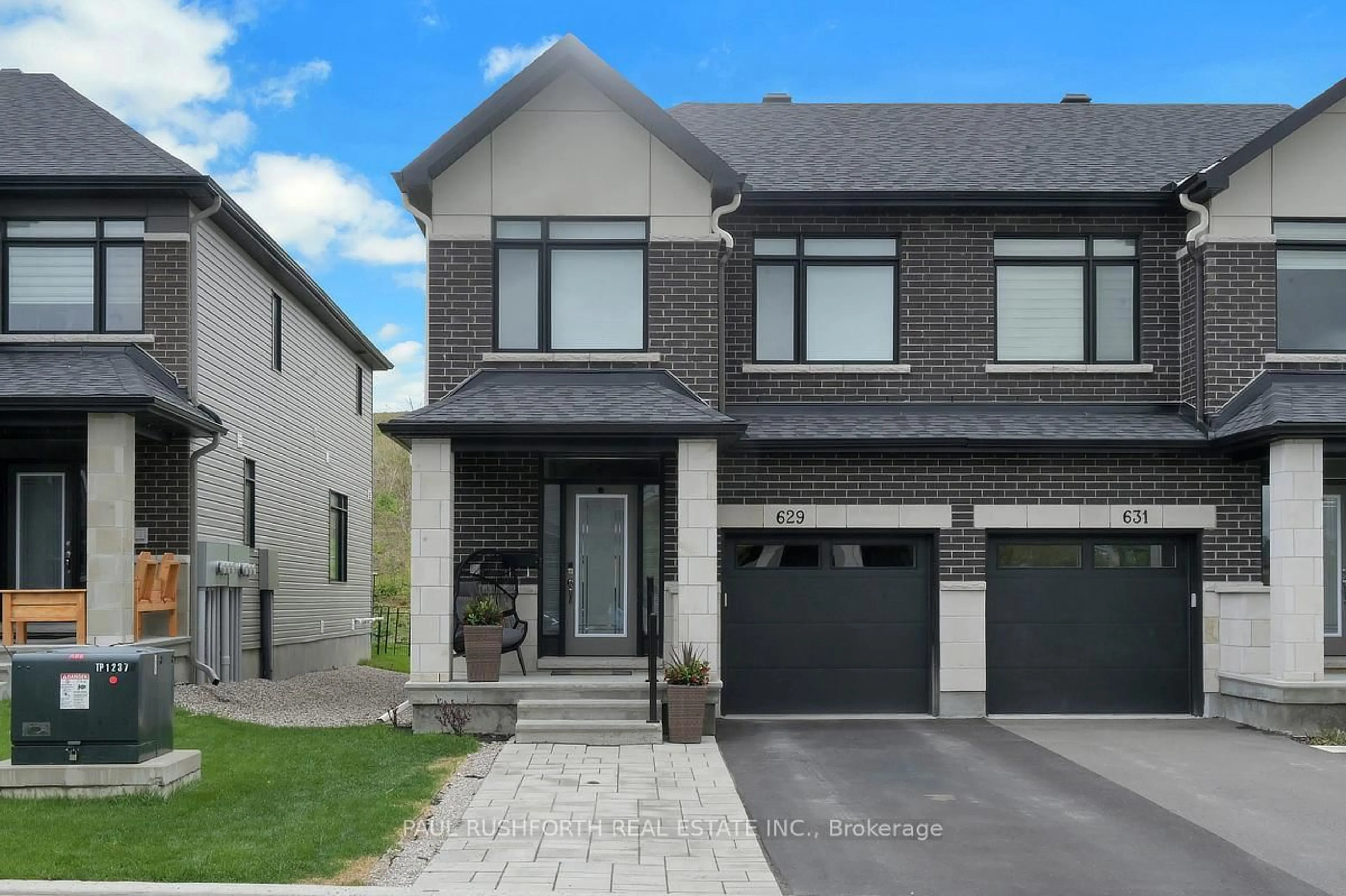 Unknown for 629 Knotridge St, Orleans Ontario K1W 0N7