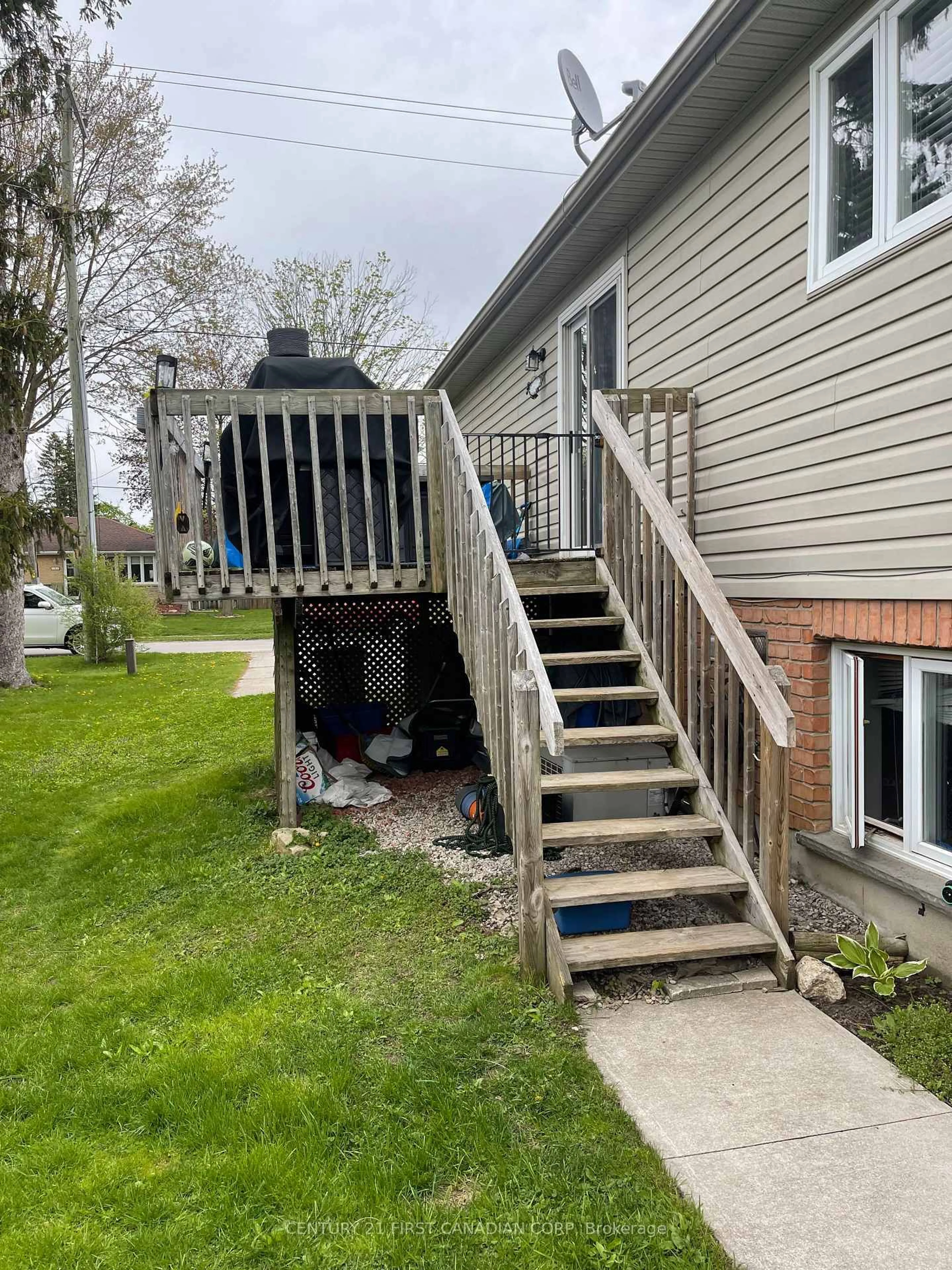 Unknown for 196 Adelaide St, Strathroy-Caradoc Ontario N7G 2V5