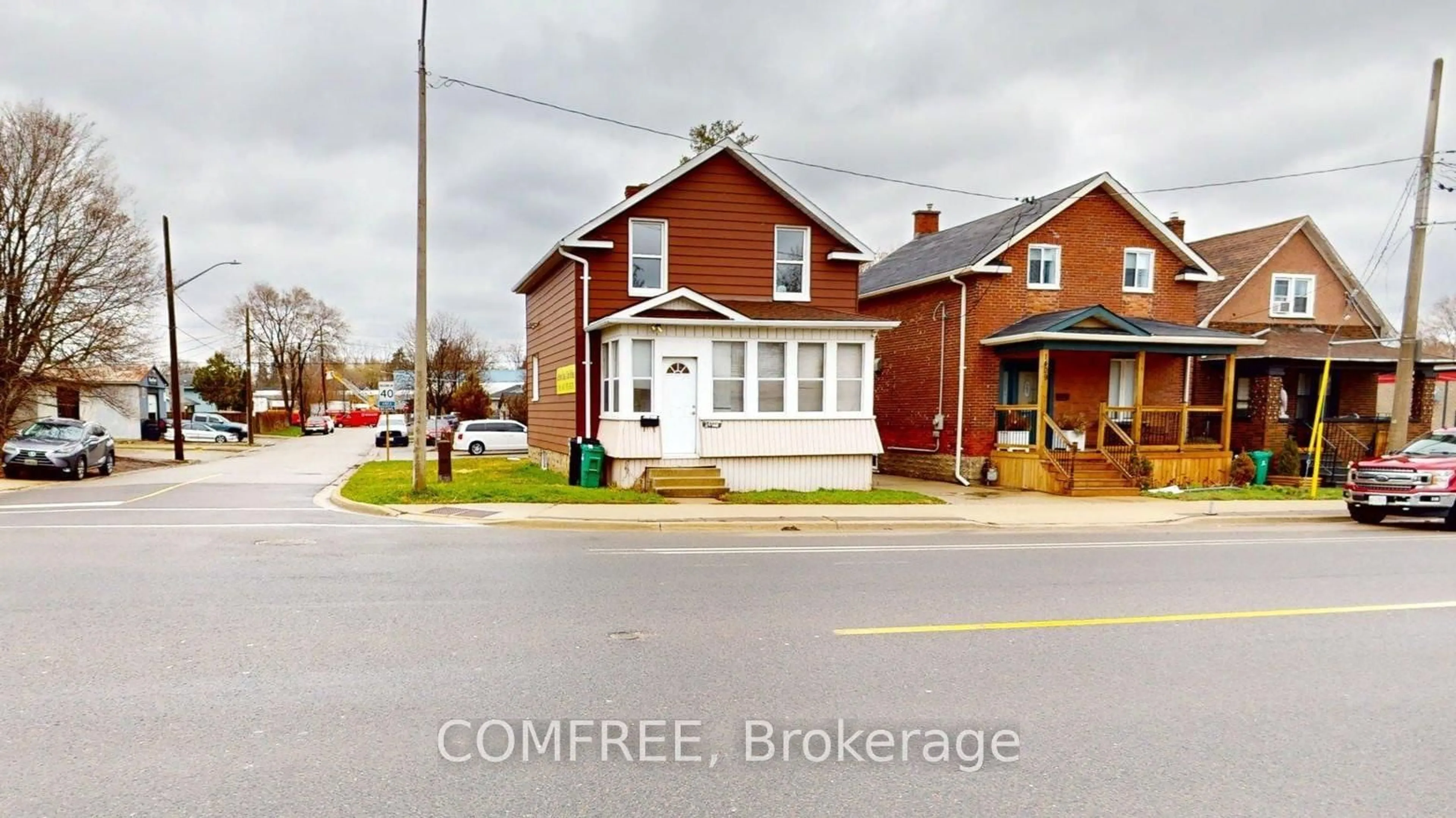 Unknown for 1405 King St, Cambridge Ontario N3H 3R3
