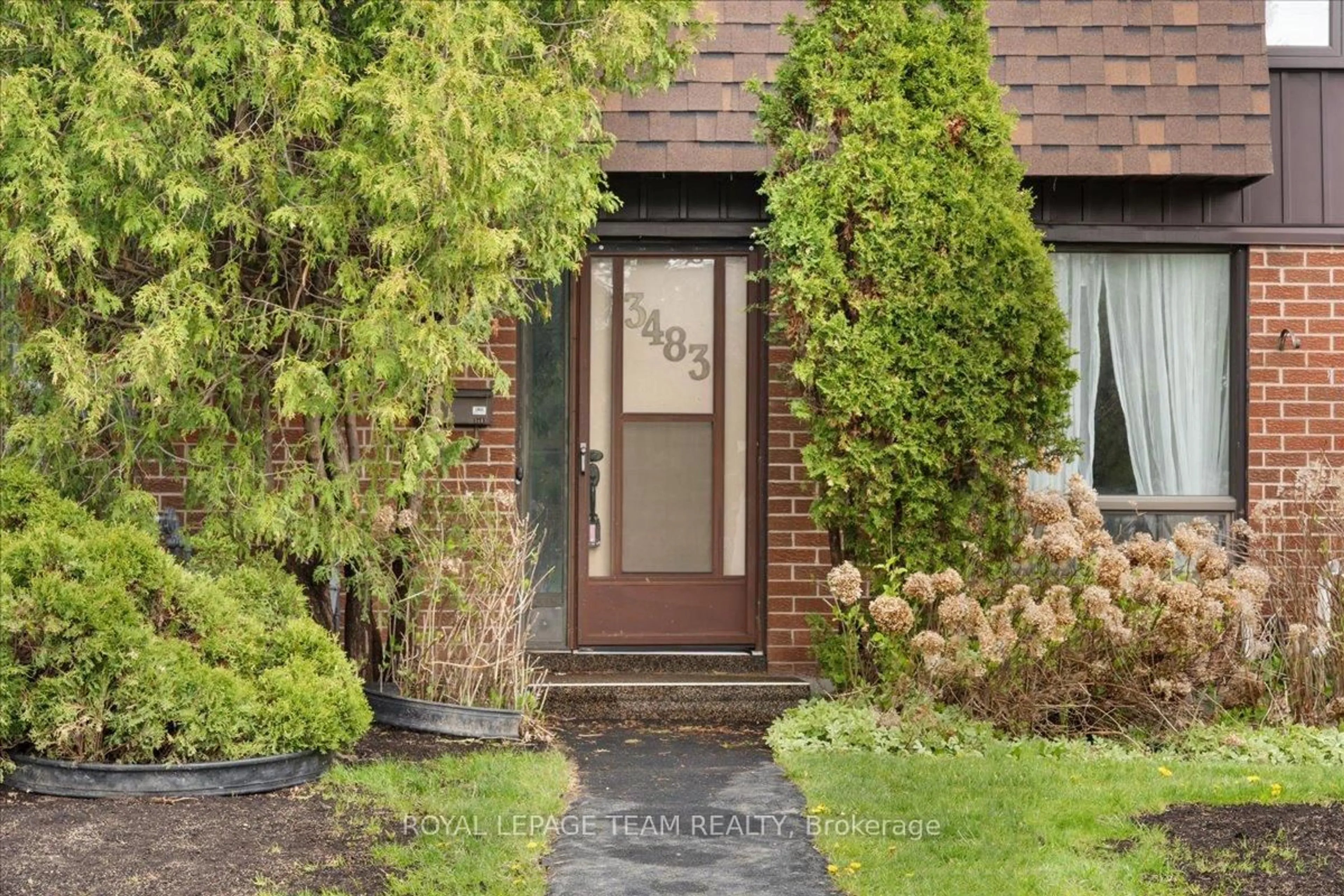 Unknown for 3483 Mccarthy Rd #20, Ottawa Ontario K1V 8Z9