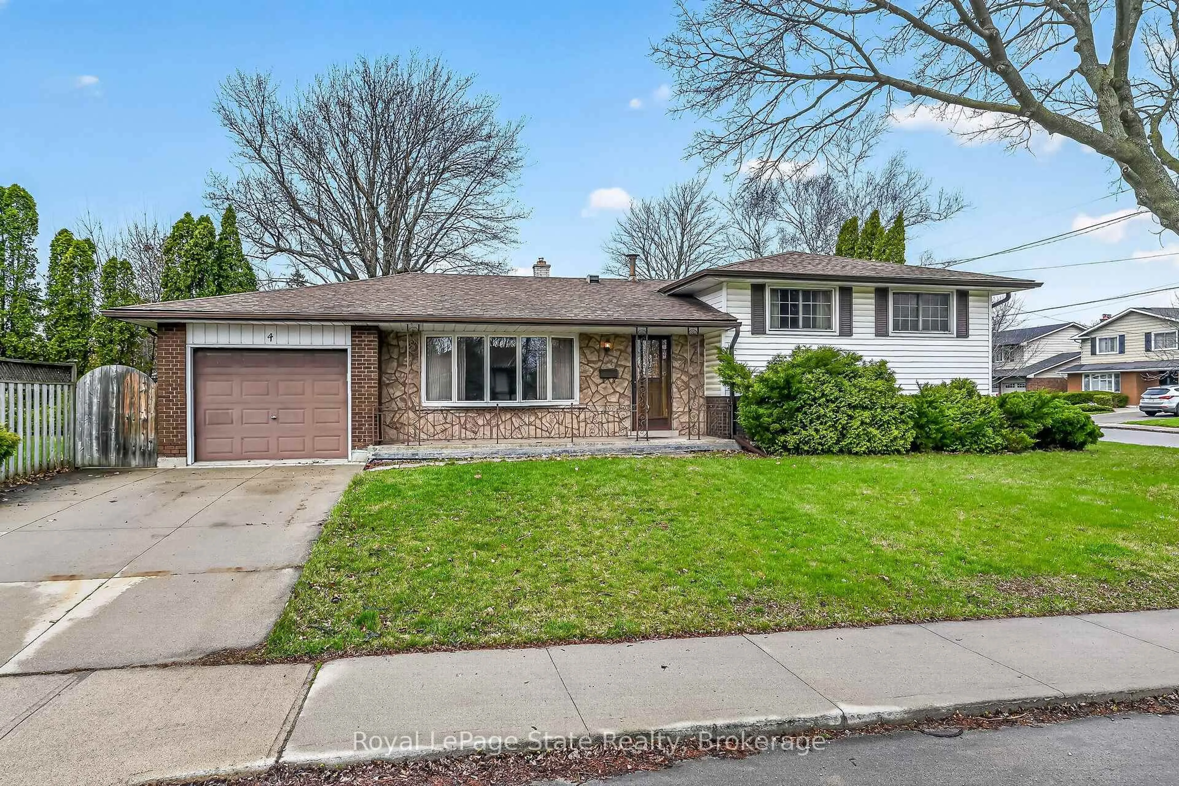 Unknown for 4 San Marco St, Hamilton Ontario L9C 5M7