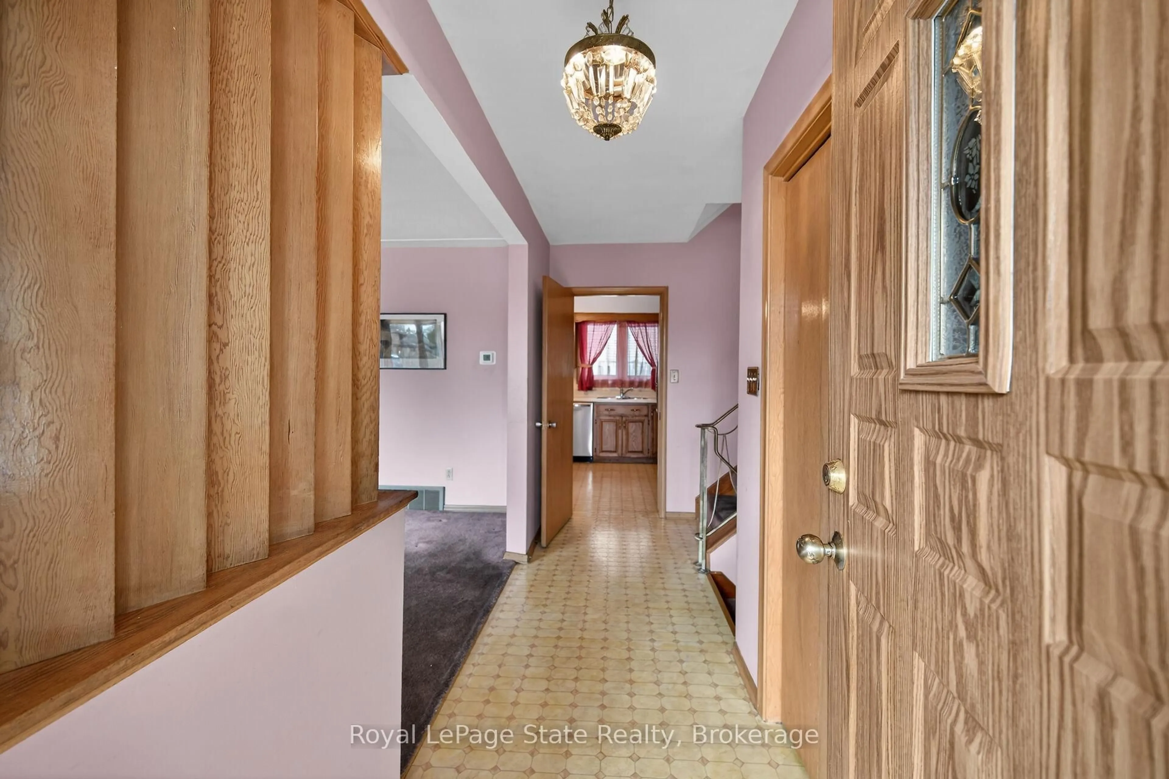 Unknown for 4 San Marco St, Hamilton Ontario L9C 5M7