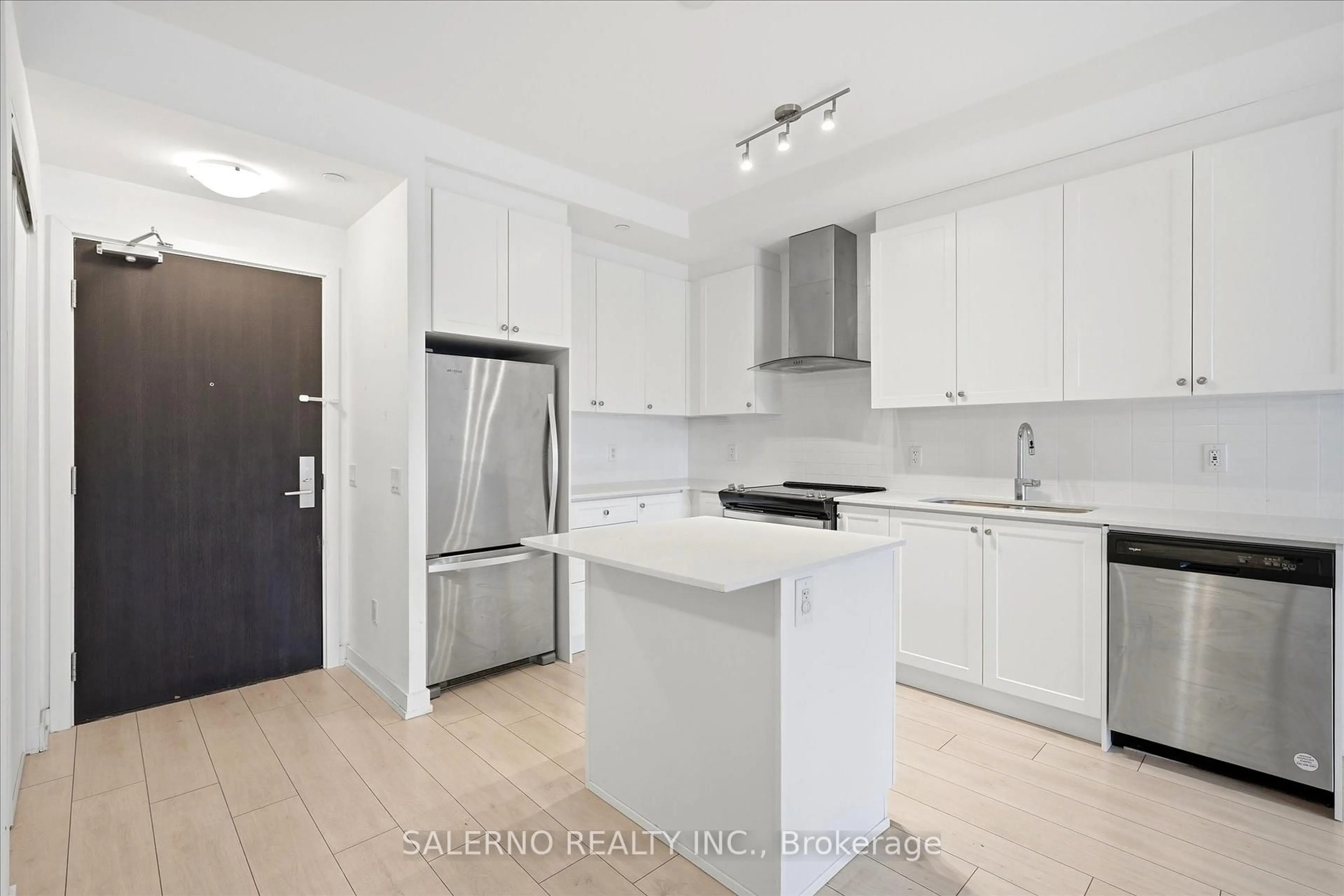 Unknown for 55 Duke St #329, Kitchener Ontario N2H 0B7