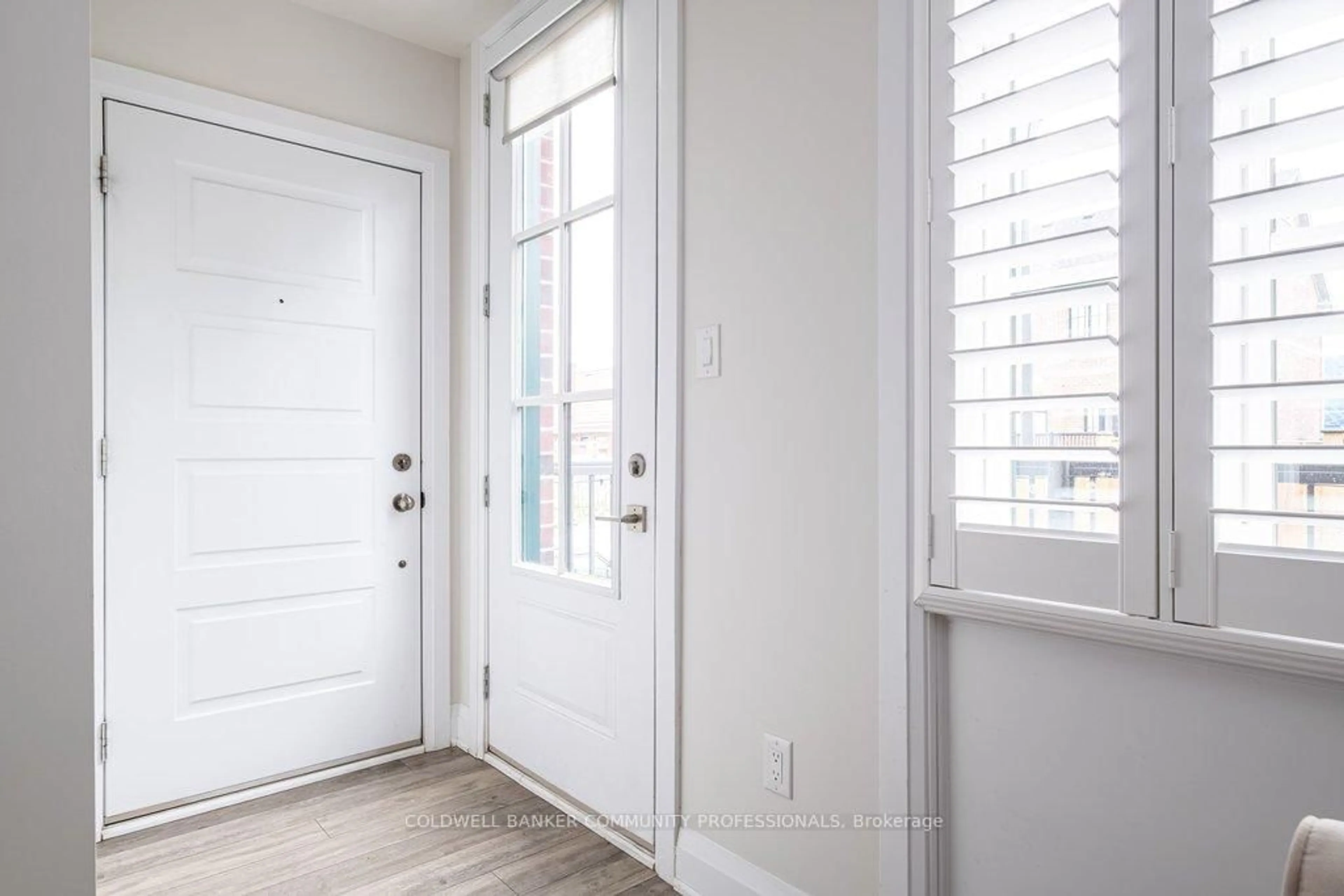 Unknown for 12 Blanshard St #202, Hamilton Ontario L8P 0C7