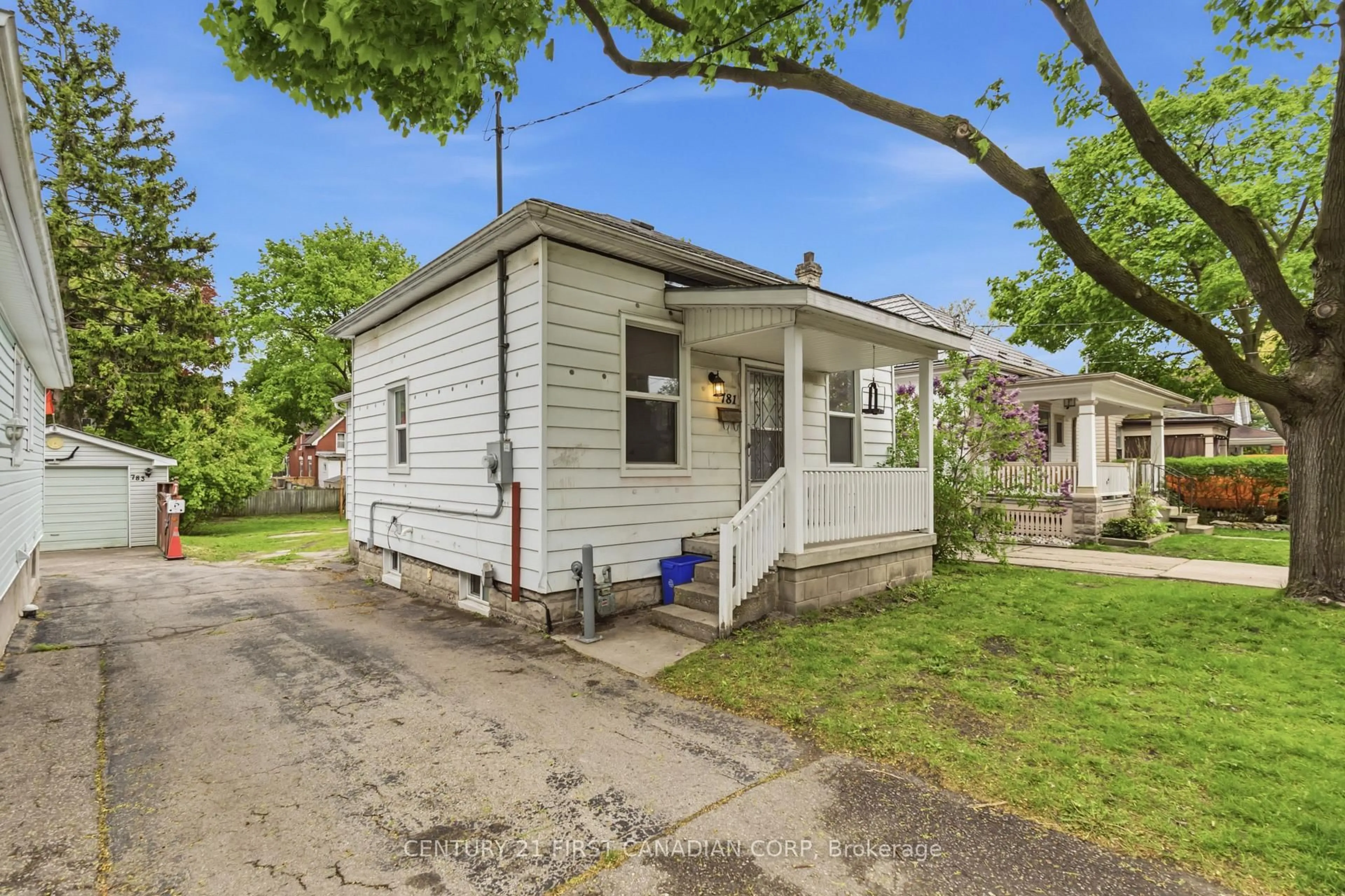 Unknown for 781 ELIAS St, London East Ontario N5W 3N9