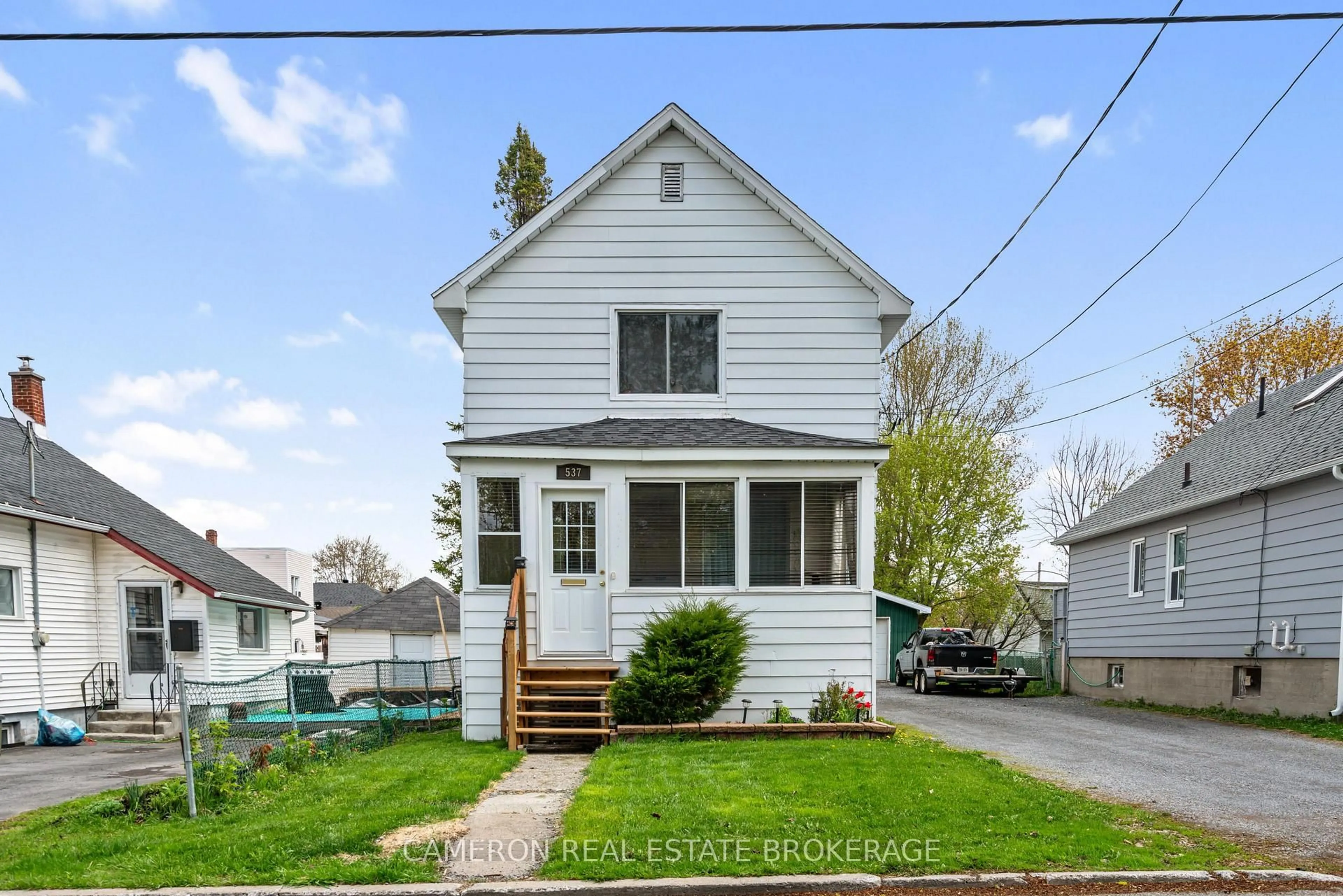 Unknown for 537 Gloucester St, Cornwall Ontario K6H 3X4