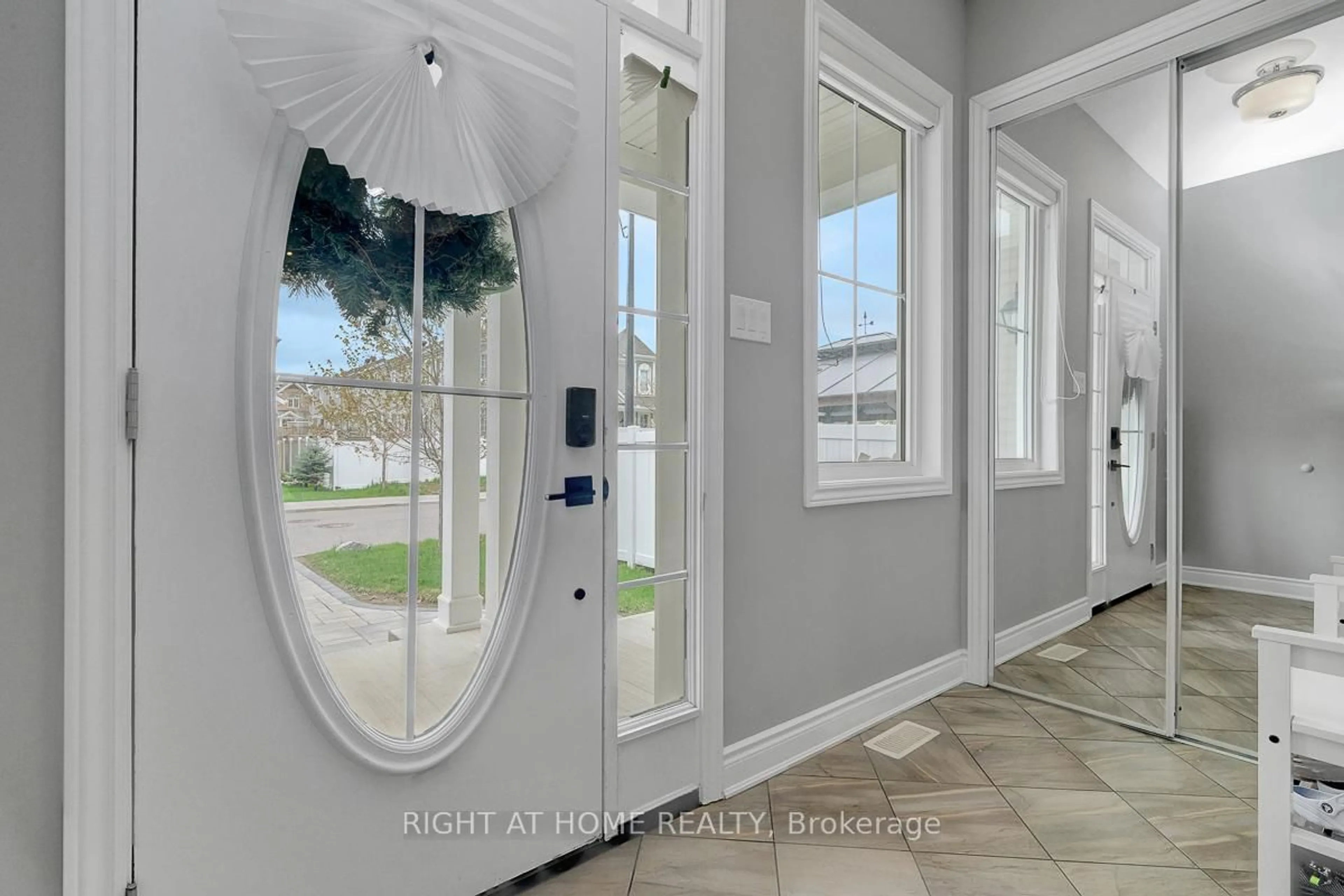 Unknown for 771 Devario Cres, Ottawa Ontario K2J 6H3