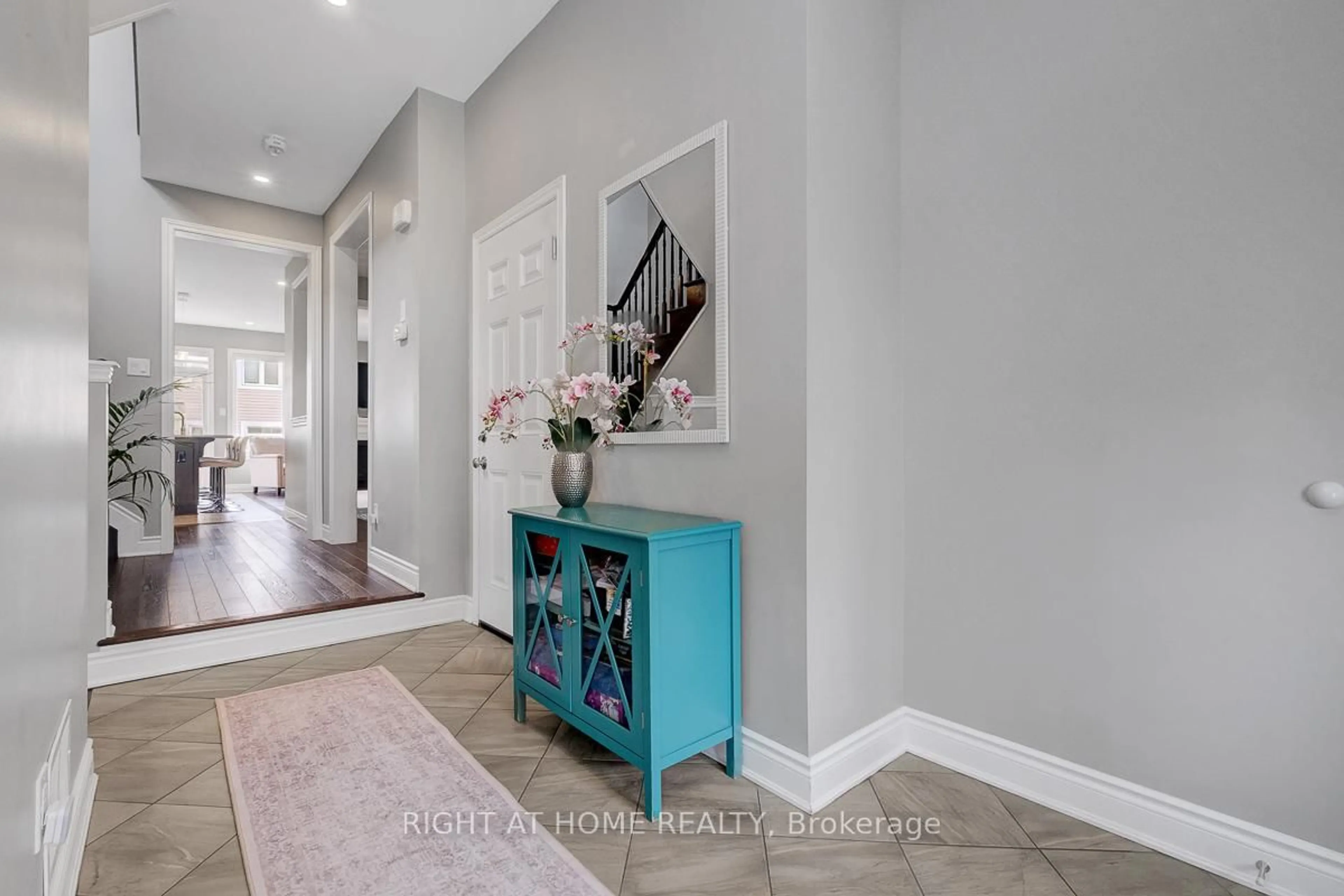 Unknown for 771 Devario Cres, Ottawa Ontario K2J 6H3