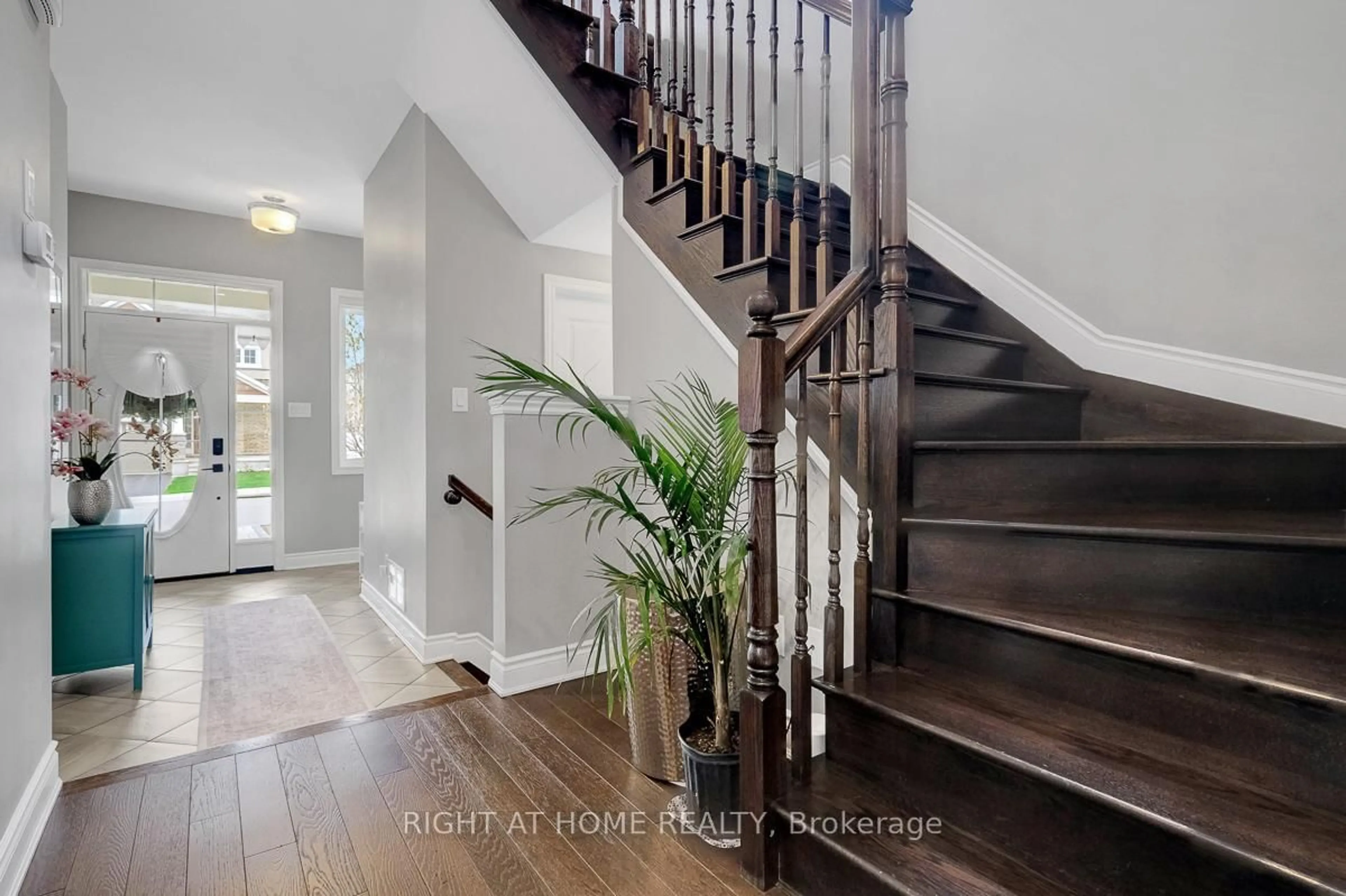 Unknown for 771 Devario Cres, Ottawa Ontario K2J 6H3