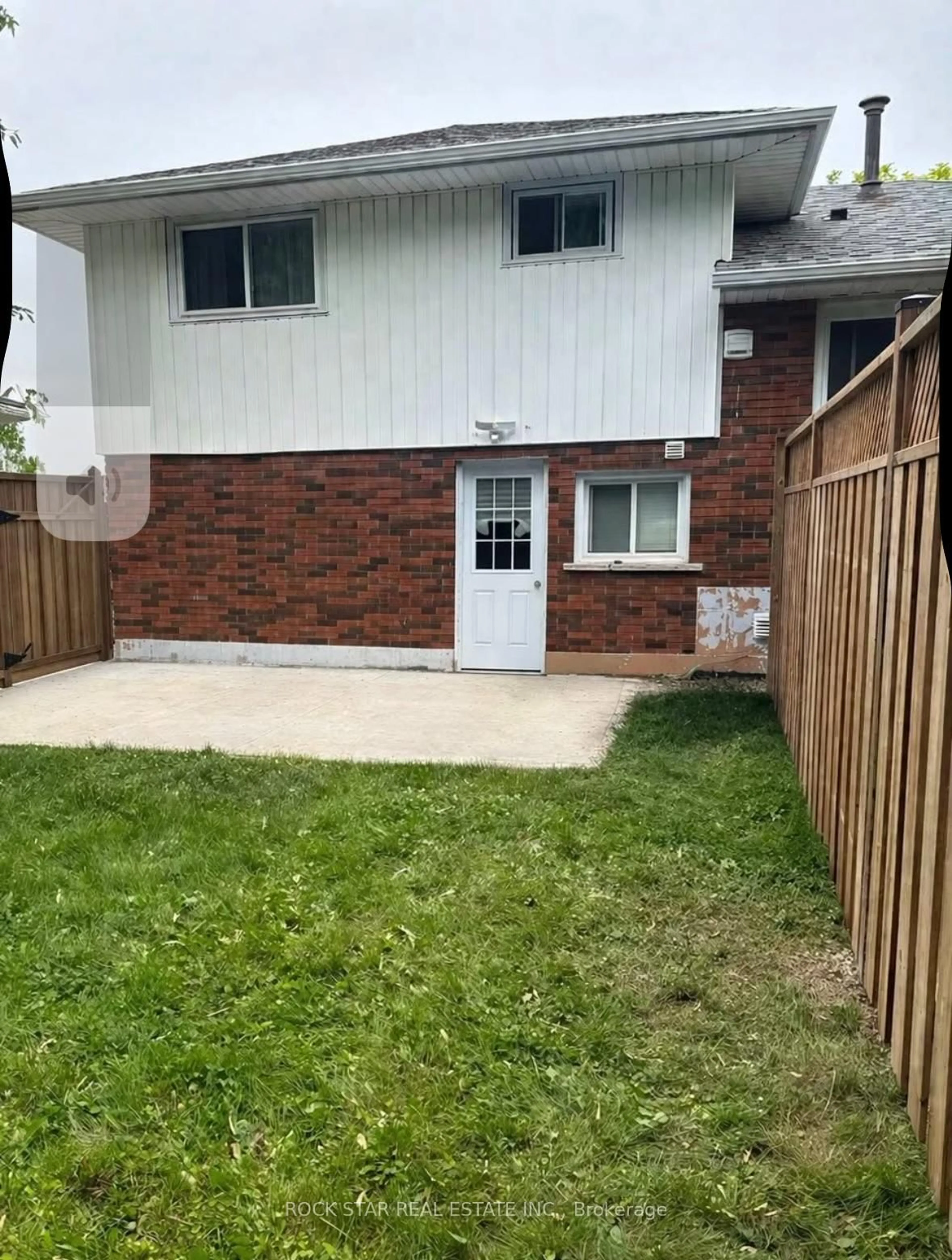 Unknown for 134 Delmar Dr, Hamilton Ontario L9C 1J9