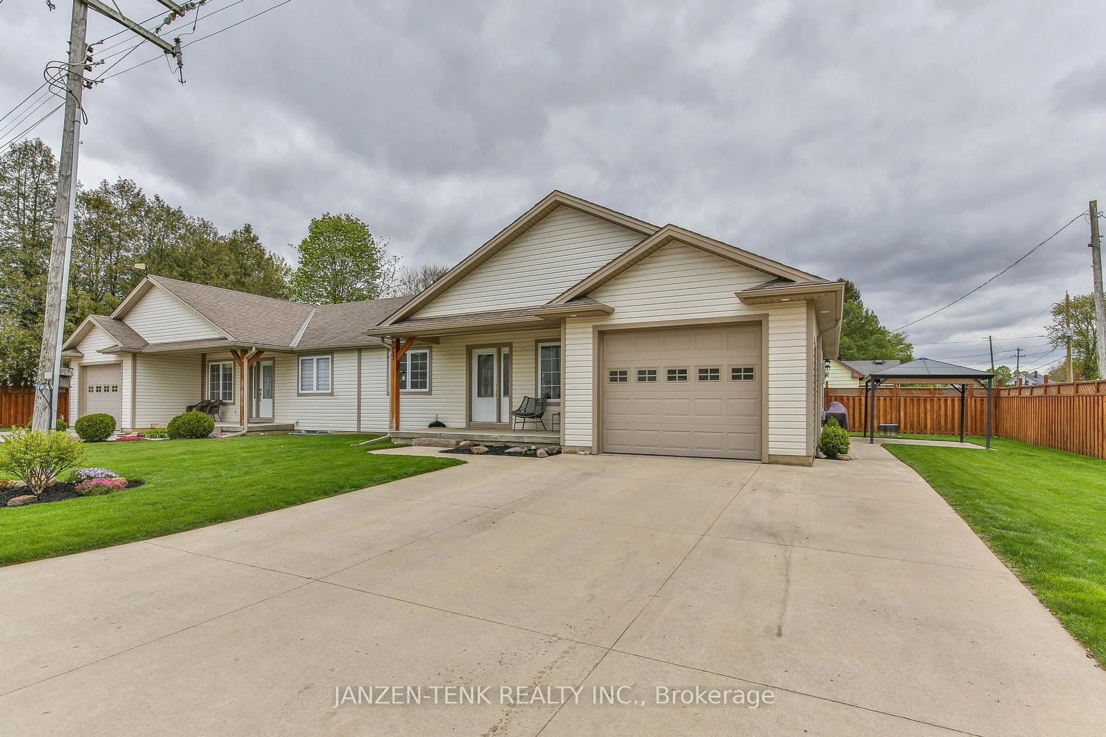 Unknown for 9240 OLD CHAPEL St, Bayham Ontario N0J 1Y0
