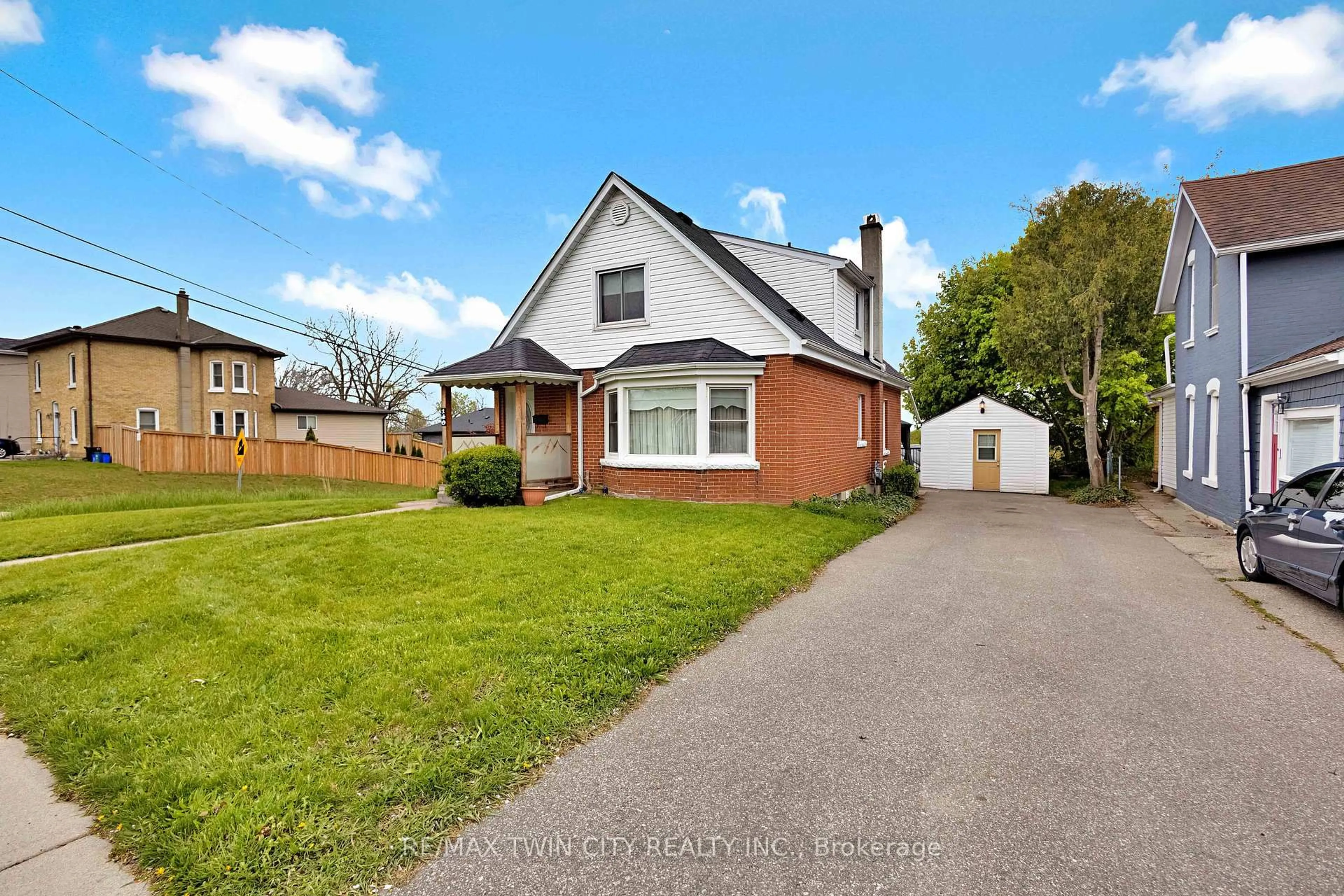 Unknown for 140 Terrace Hill St, Brantford Ontario N3R 1G6
