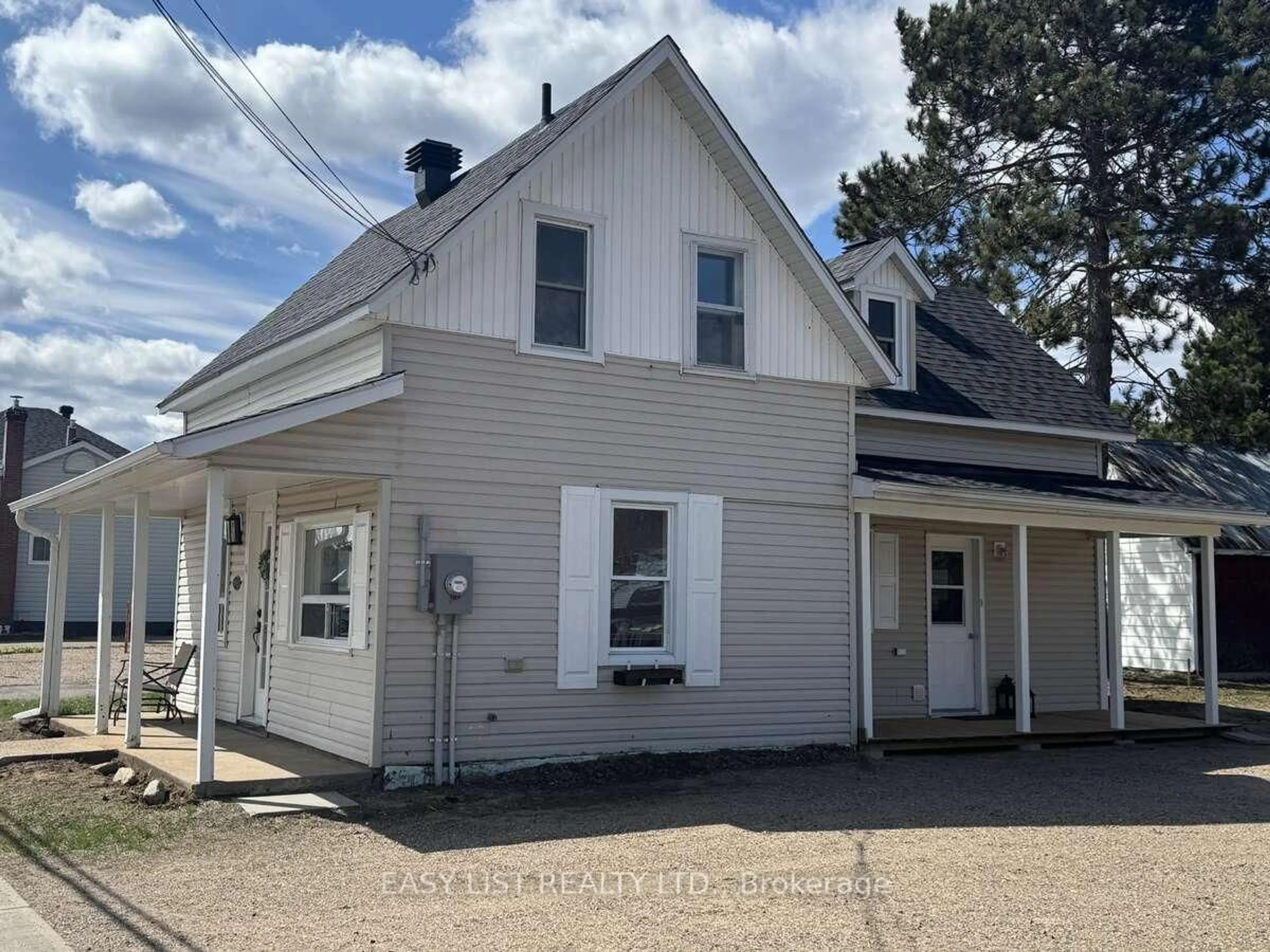 Unknown for 104 Siberia Rd, Barry's Bay Ontario K0J 1B0