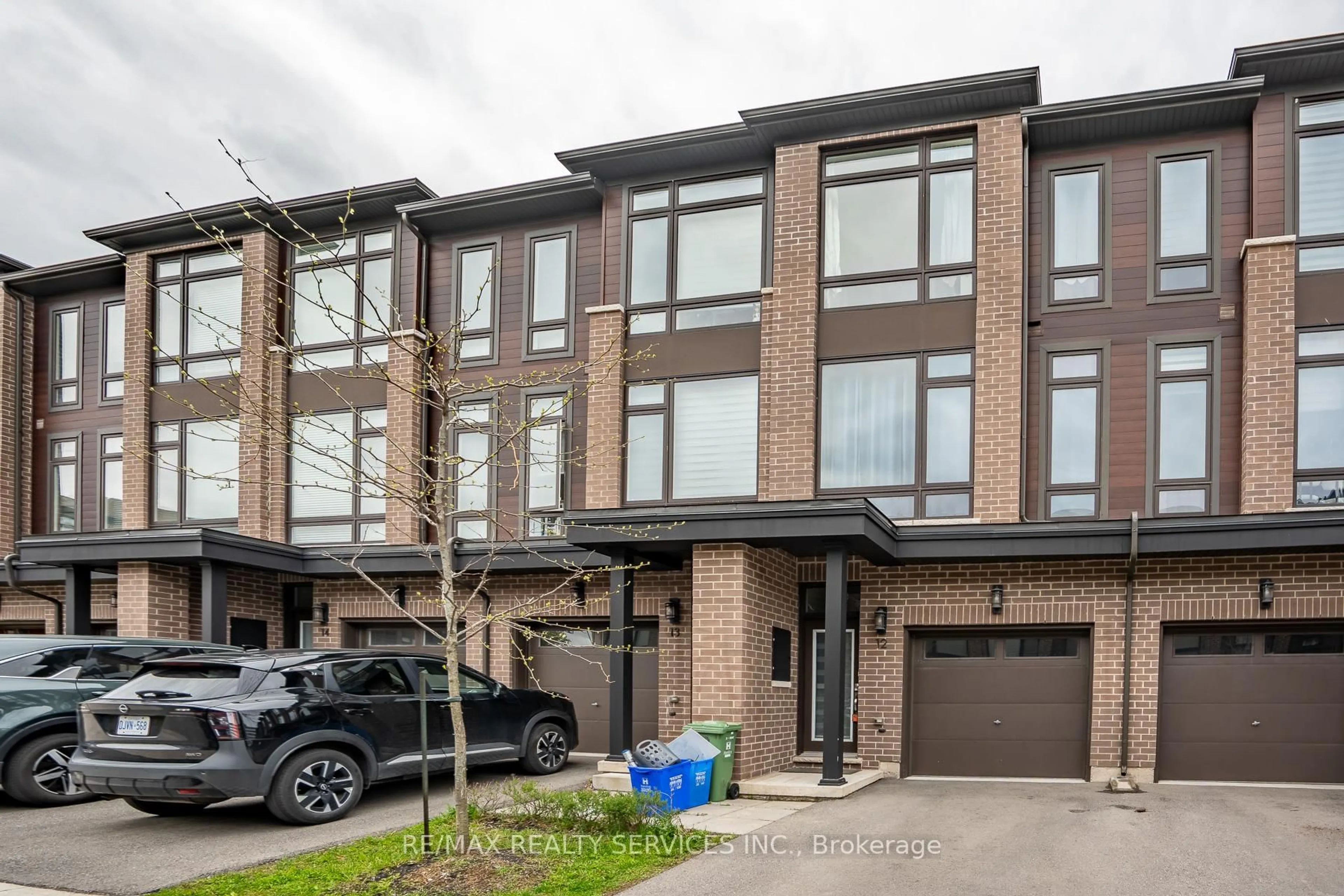 Unknown for 270 Melvin Ave #12, Hamilton Ontario L8H 2K2