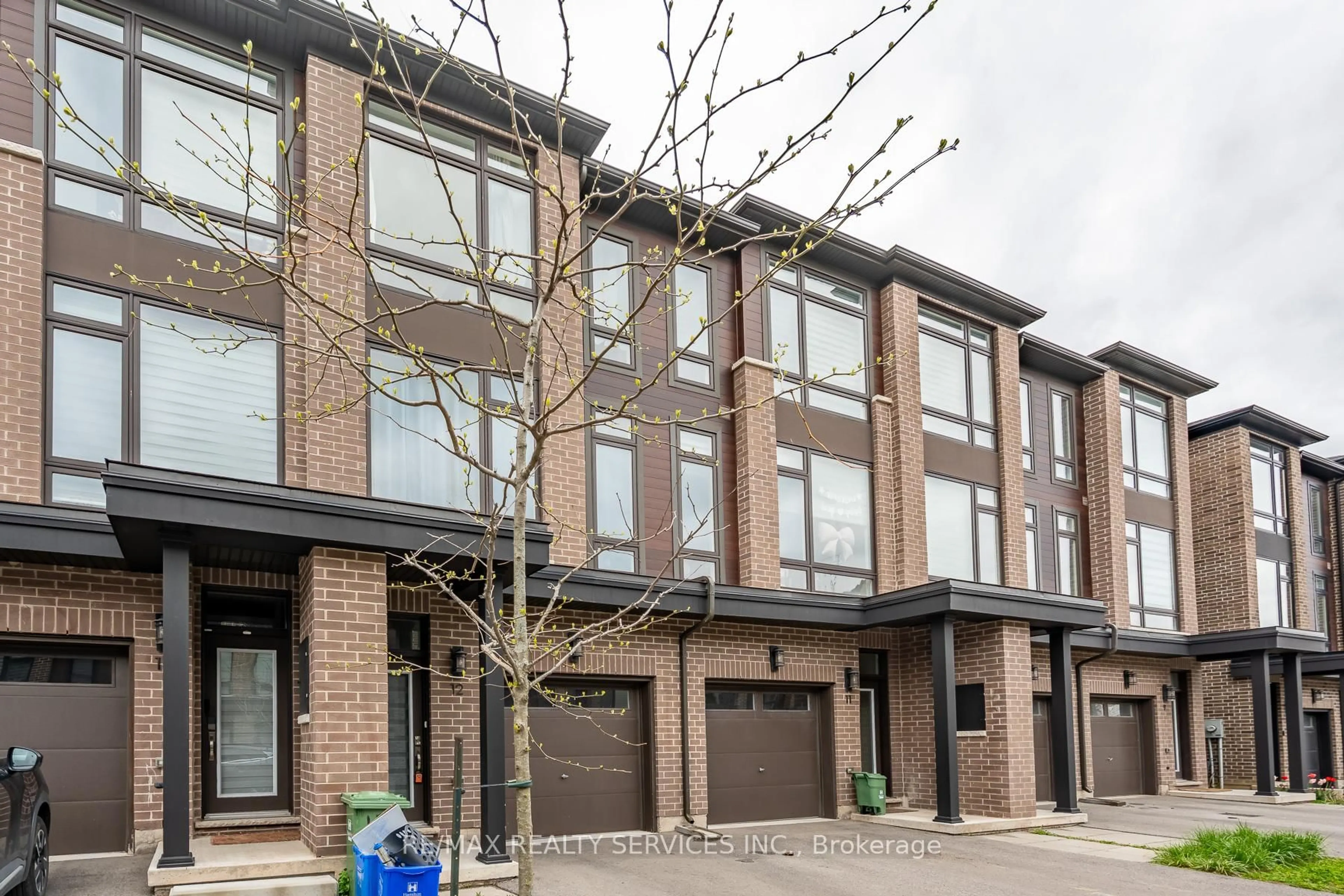 Unknown for 270 Melvin Ave #12, Hamilton Ontario L8H 2K2