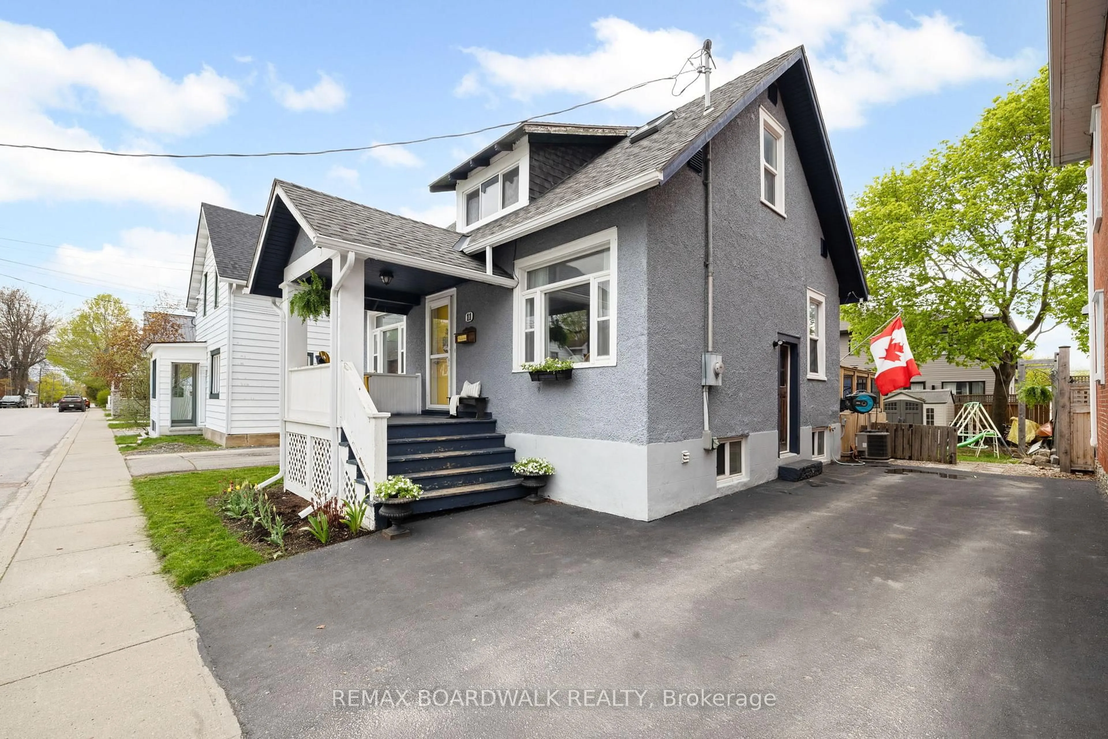 Unknown for 11 Frank St, Carleton Place Ontario K7C 2Z6
