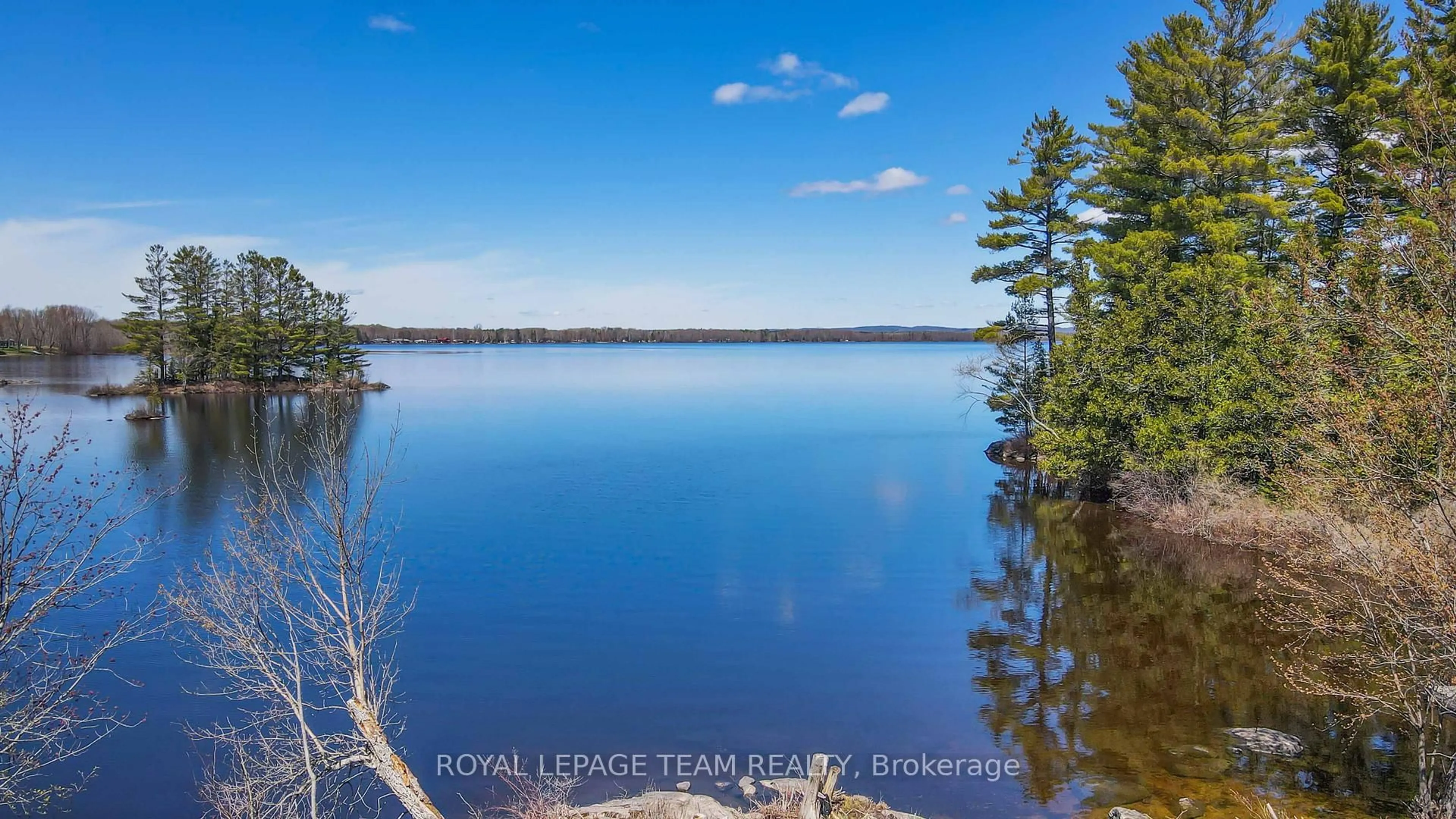 A pic from outside/outdoor area/front of a property/back of a property/a pic from drone, water/lake/river/ocean view for 204B Hawkins Dr, Killaloe Ontario K0J 2A0