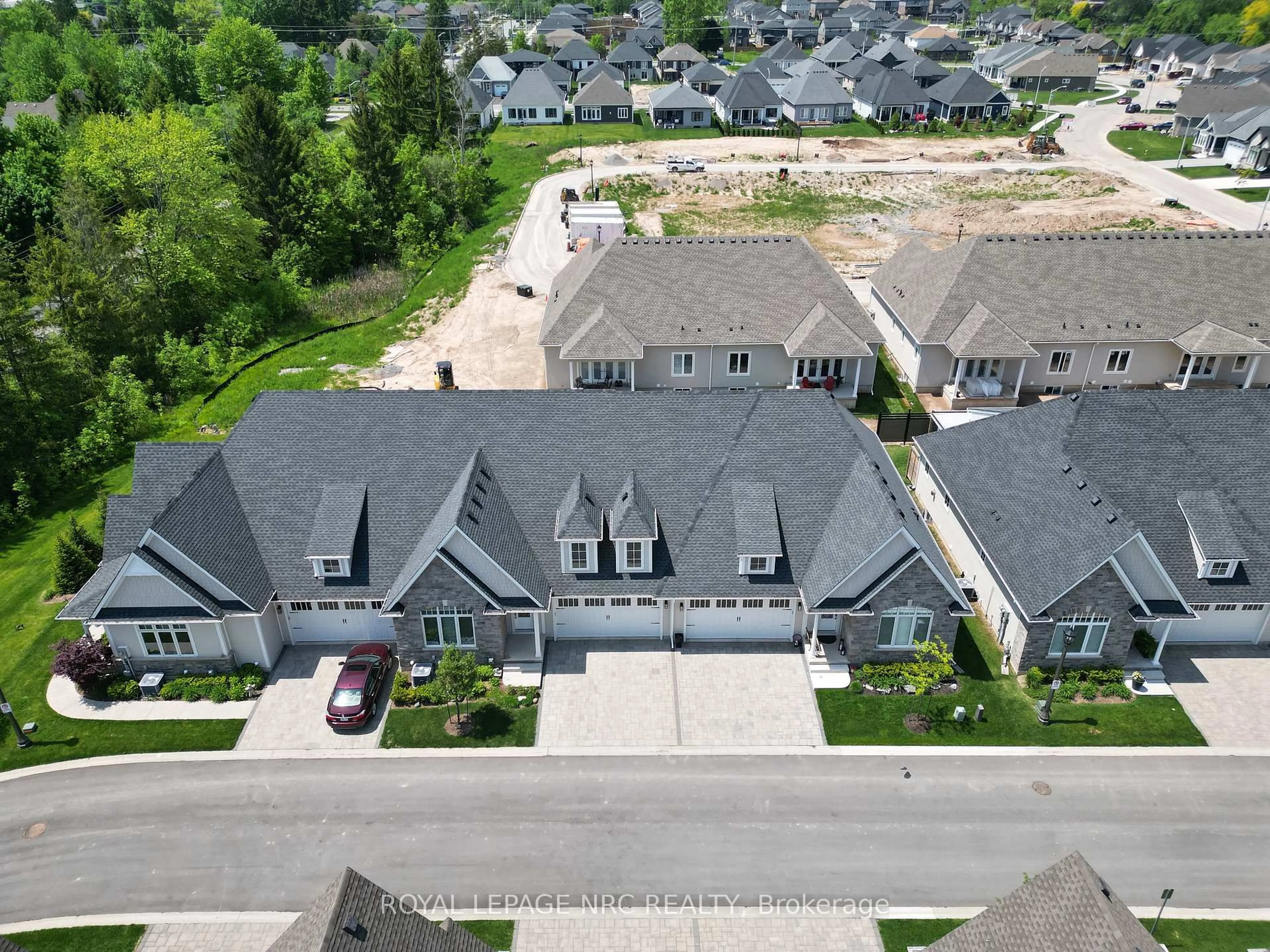 Unknown for 9 Sassafras Row, Fort Erie Ontario L0S 1N0
