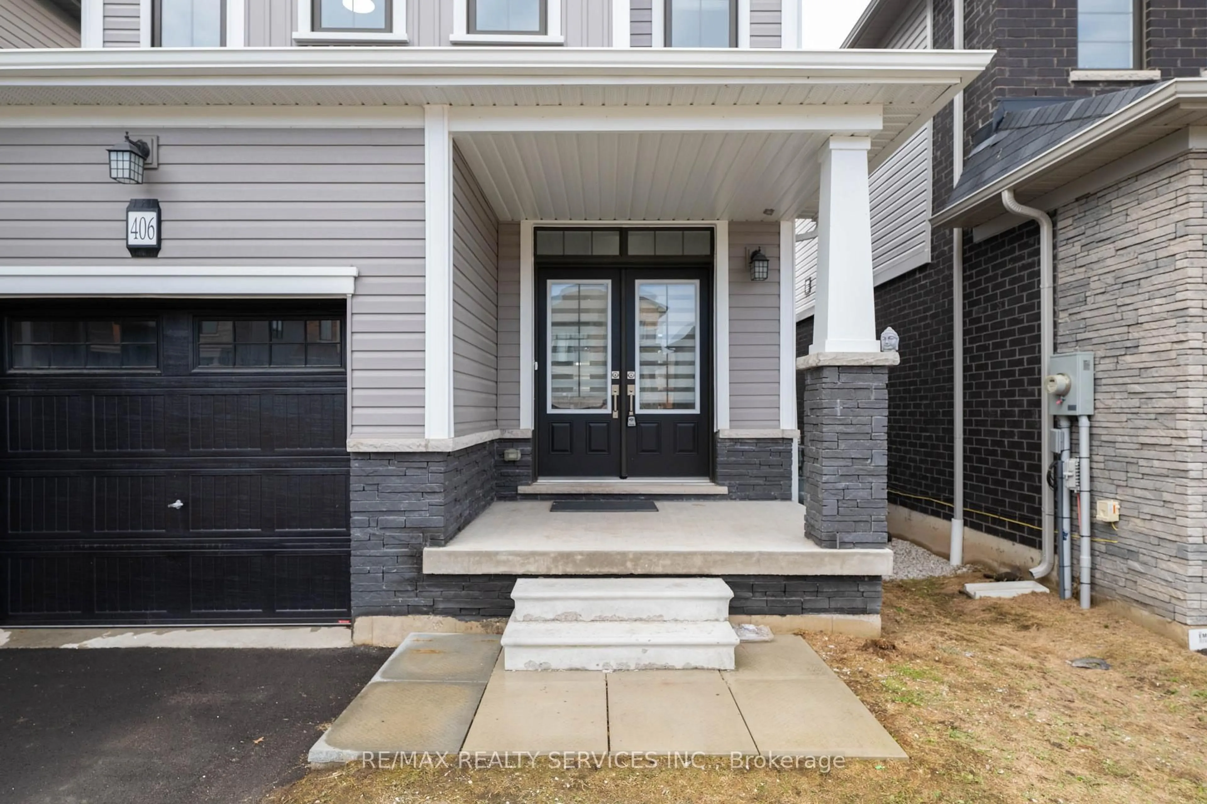 Unknown for 406 Dolman St, Woolwich Ontario N0B 1M0