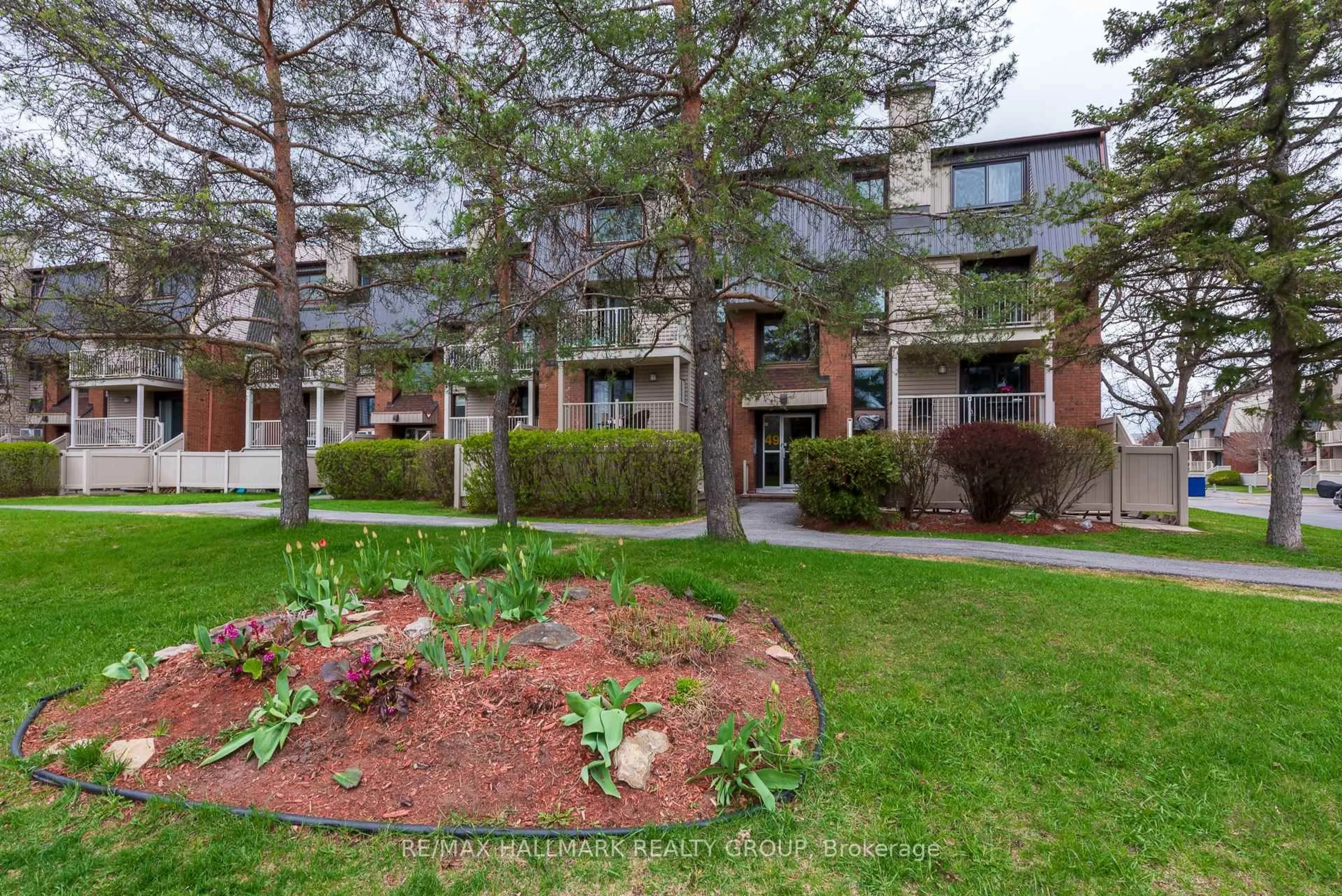 Unknown for 49 Sherway Dr #8, Ottawa Ontario K2J 2K3