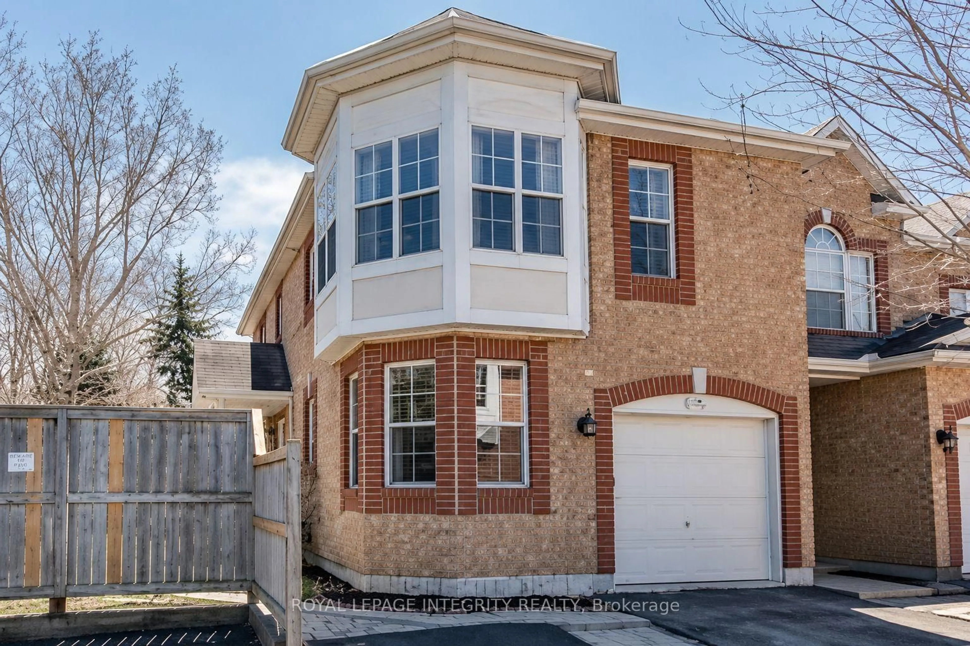 Home with brick exterior material, street for 35 Heartleaf Private, Ottawa Ontario K1T 3Z9