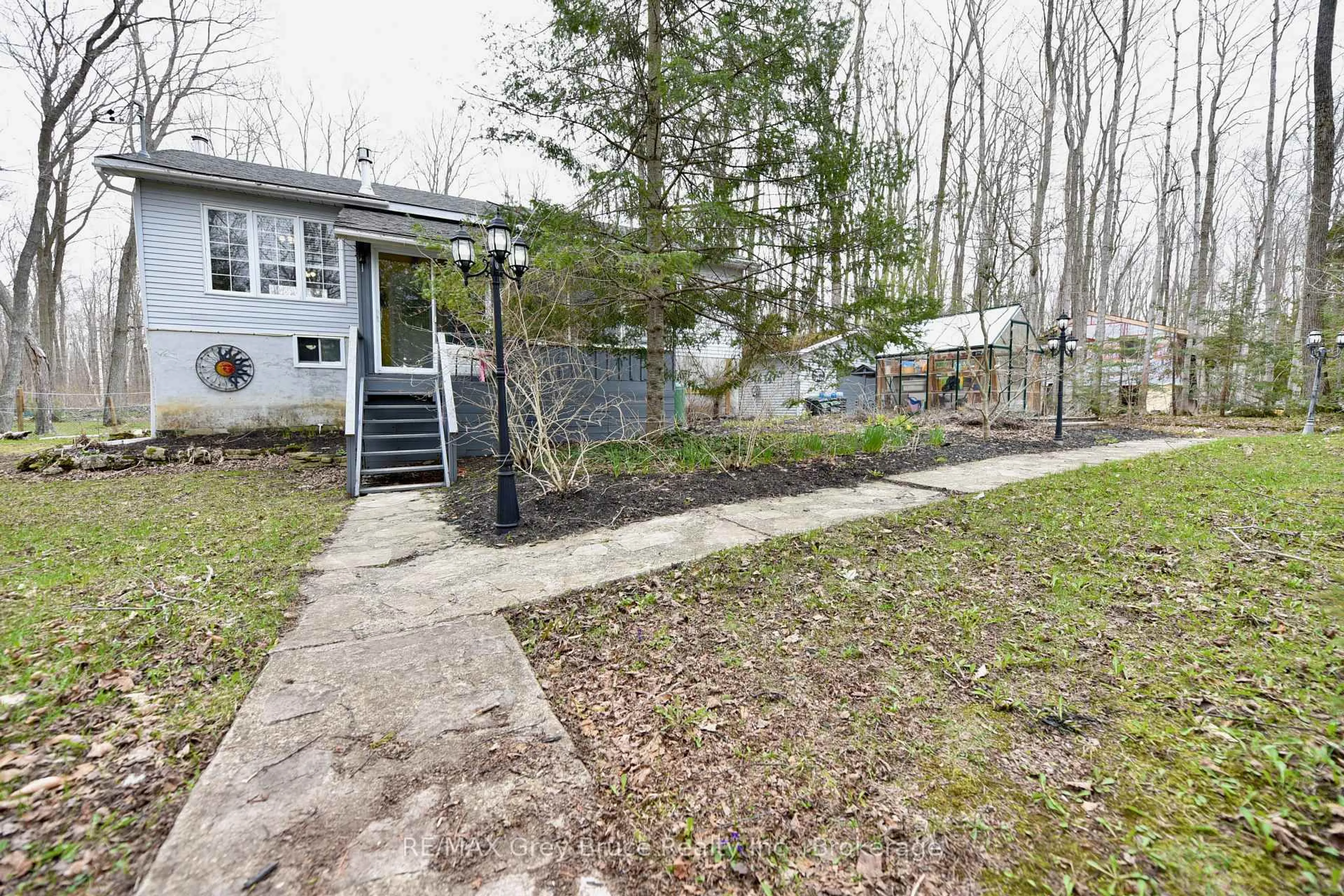 Unknown for 313 Tammy's Cove Rd, Northern Bruce Peninsula Ontario N0H 1W0