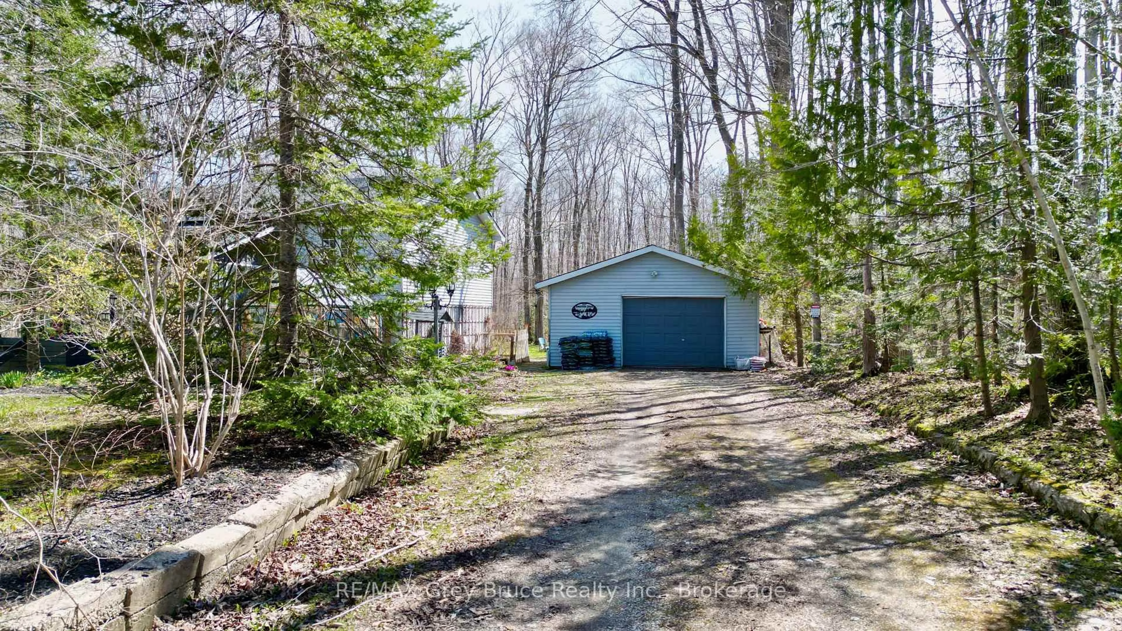 Unknown for 313 Tammy's Cove Rd, Northern Bruce Peninsula Ontario N0H 1W0