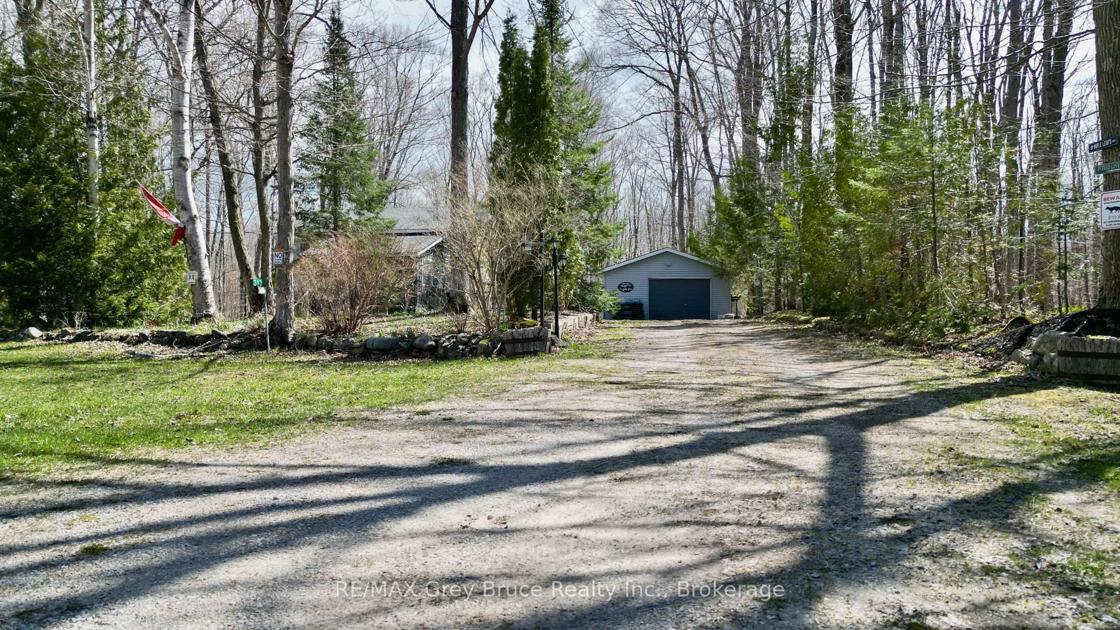 Unknown for 313 Tammy's Cove Rd, Northern Bruce Peninsula Ontario N0H 1W0