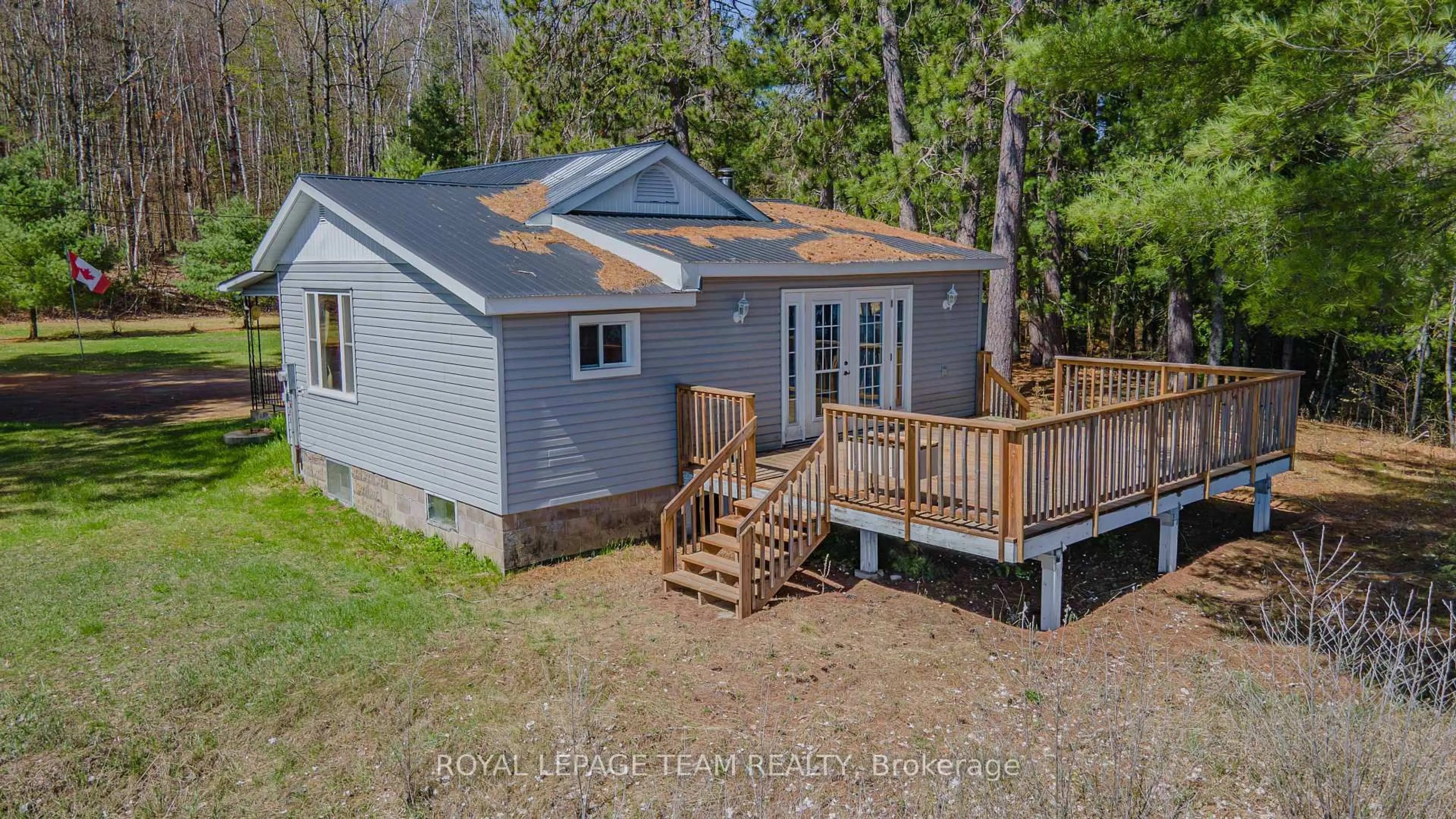 A pic from outside/outdoor area/front of a property/back of a property/a pic from drone, unknown for 95 Lorbetskie Rd, Barry's Bay Ontario K0J 1B0