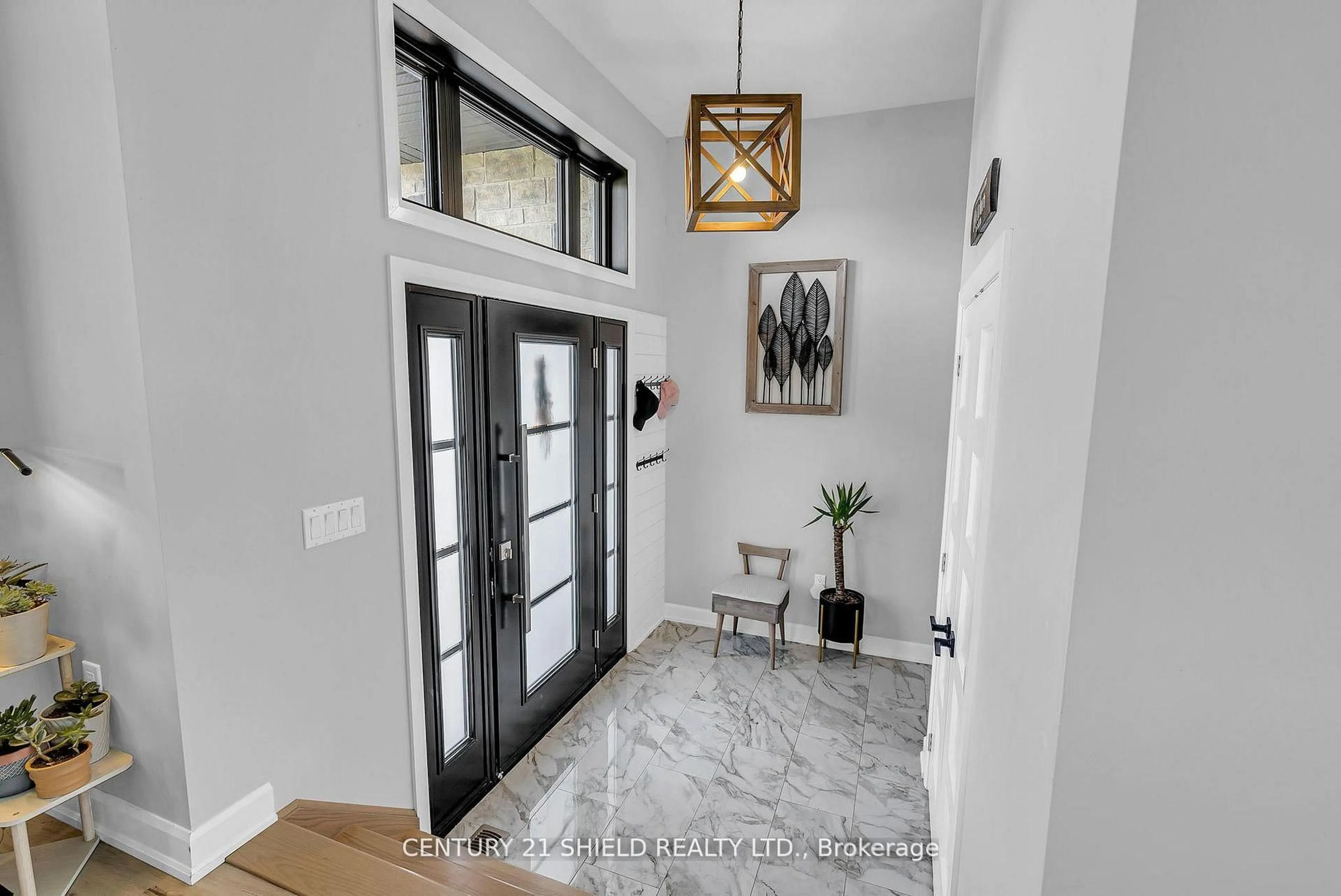 Indoor entryway for 71 Dale St, South Stormont Ontario K0C 1M0