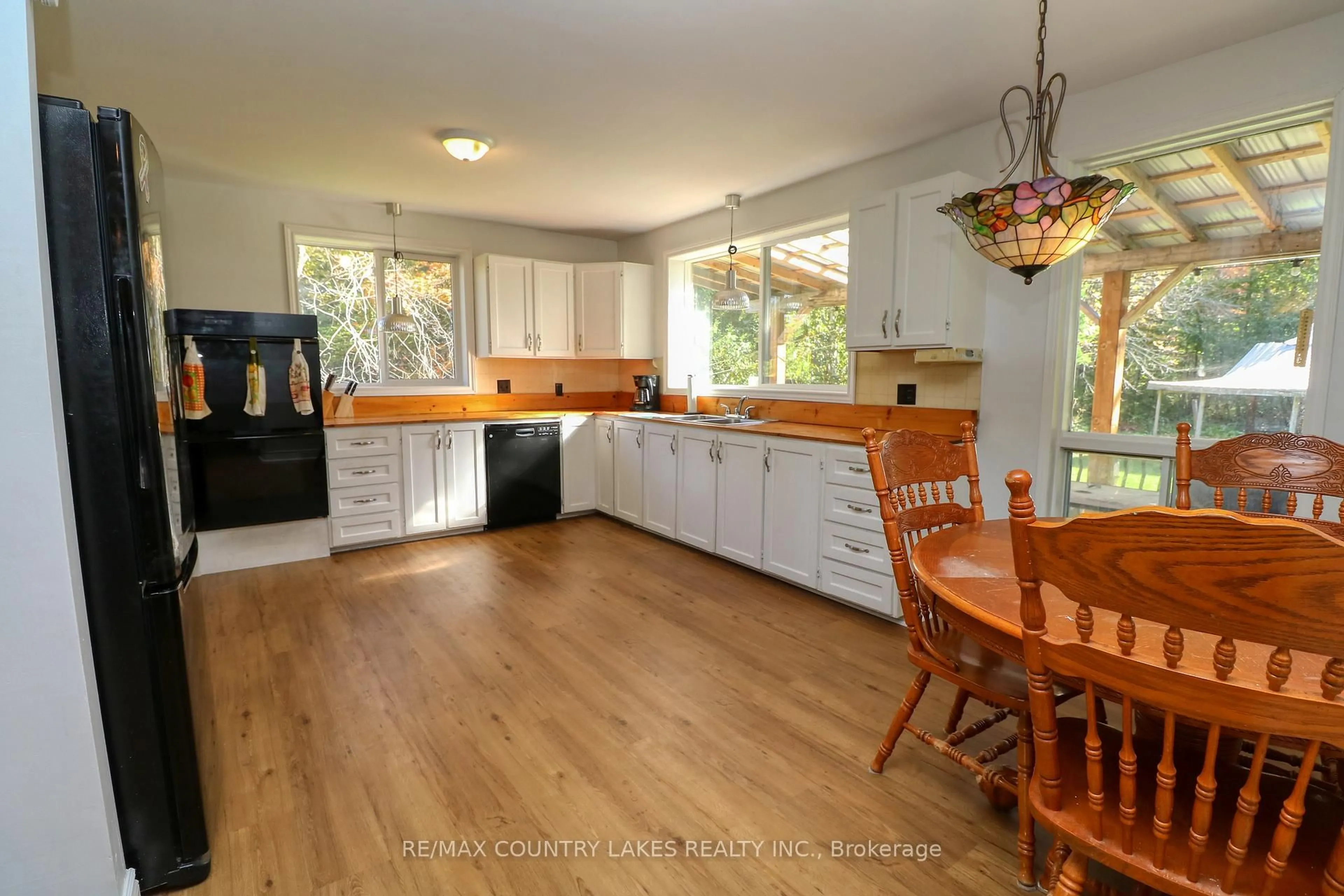 Open concept kitchen, unknown for 1364 Farms Rd, Kawartha Lakes Ontario K0M 2T0