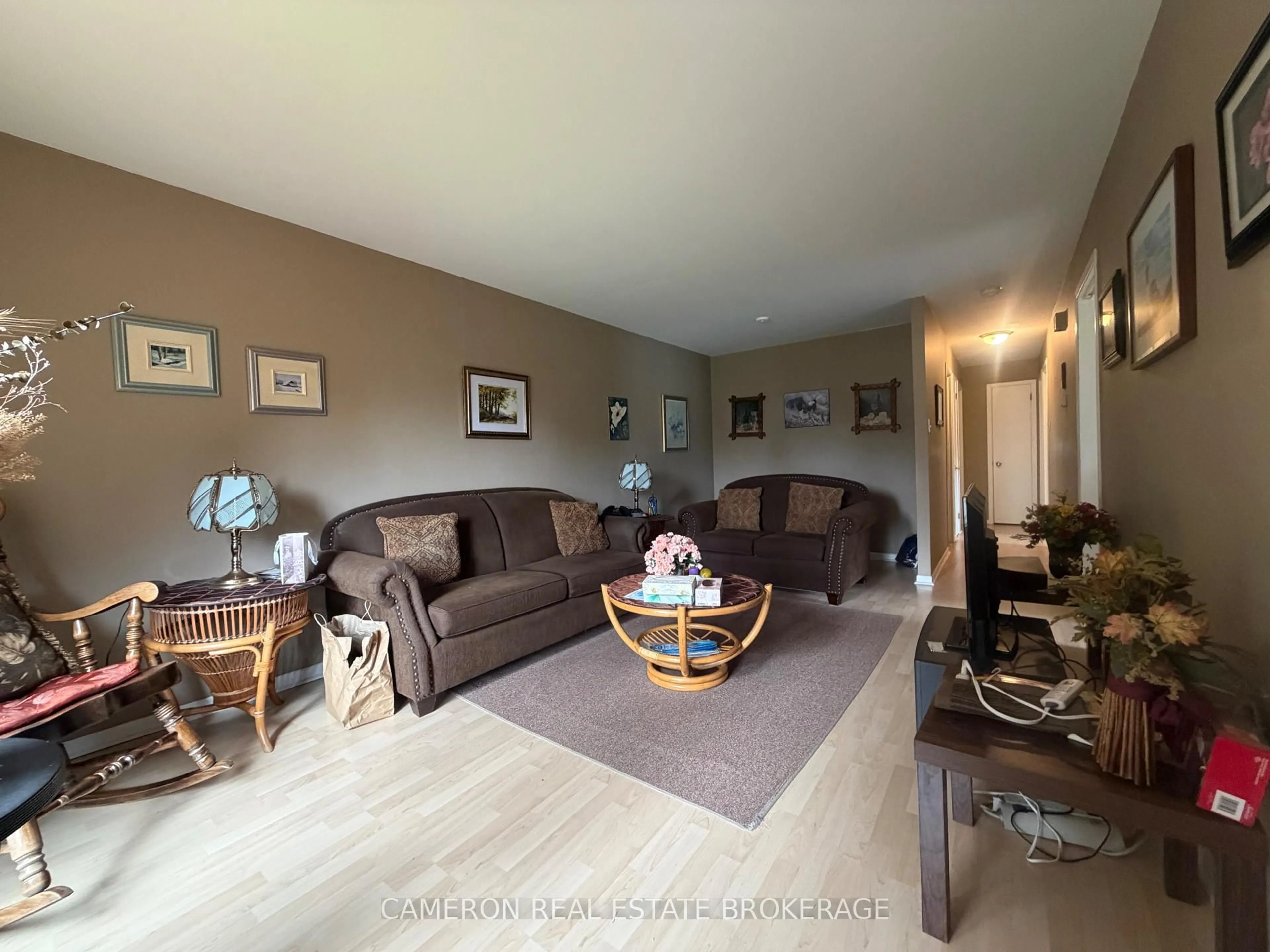 Living room with furniture, unknown for 1813 Elgin St, Cornwall Ontario K6J 5C2
