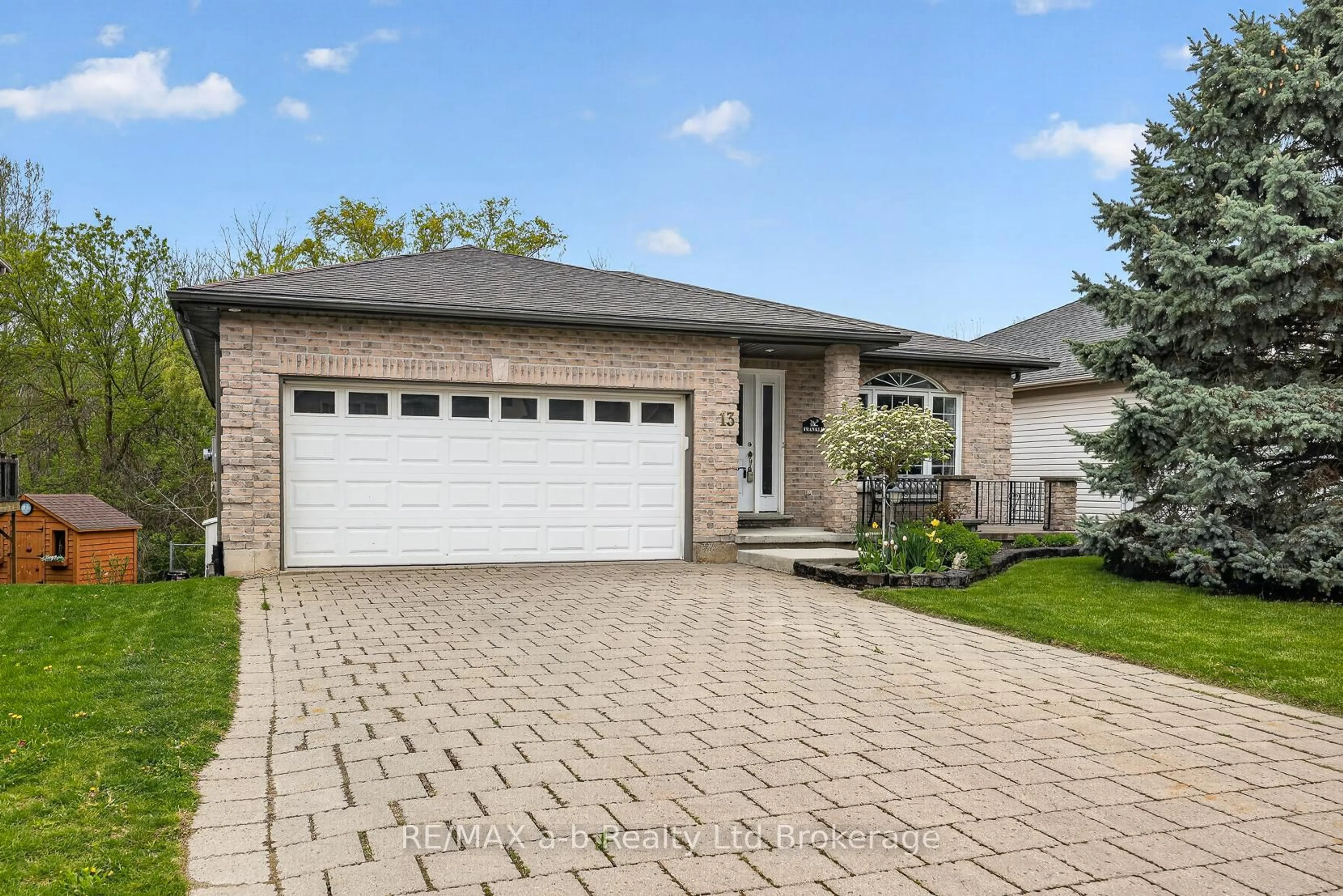 Home with brick exterior material, street for 13 Cornish Cres, Ingersoll Ontario N5C 4C9