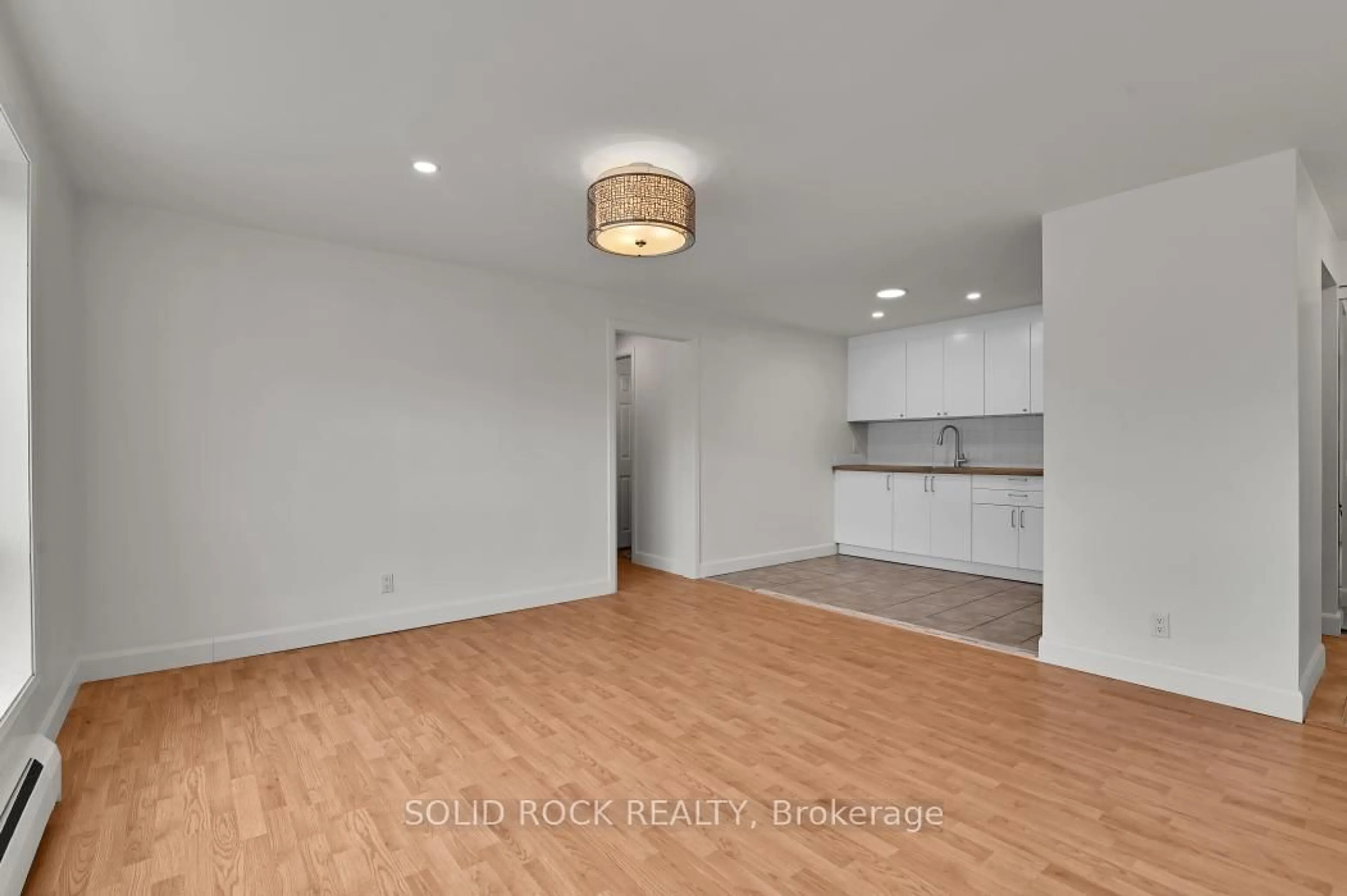 A pic of a room for 896 Elmsmere Dr #7, Ottawa Ontario K1J 7T6