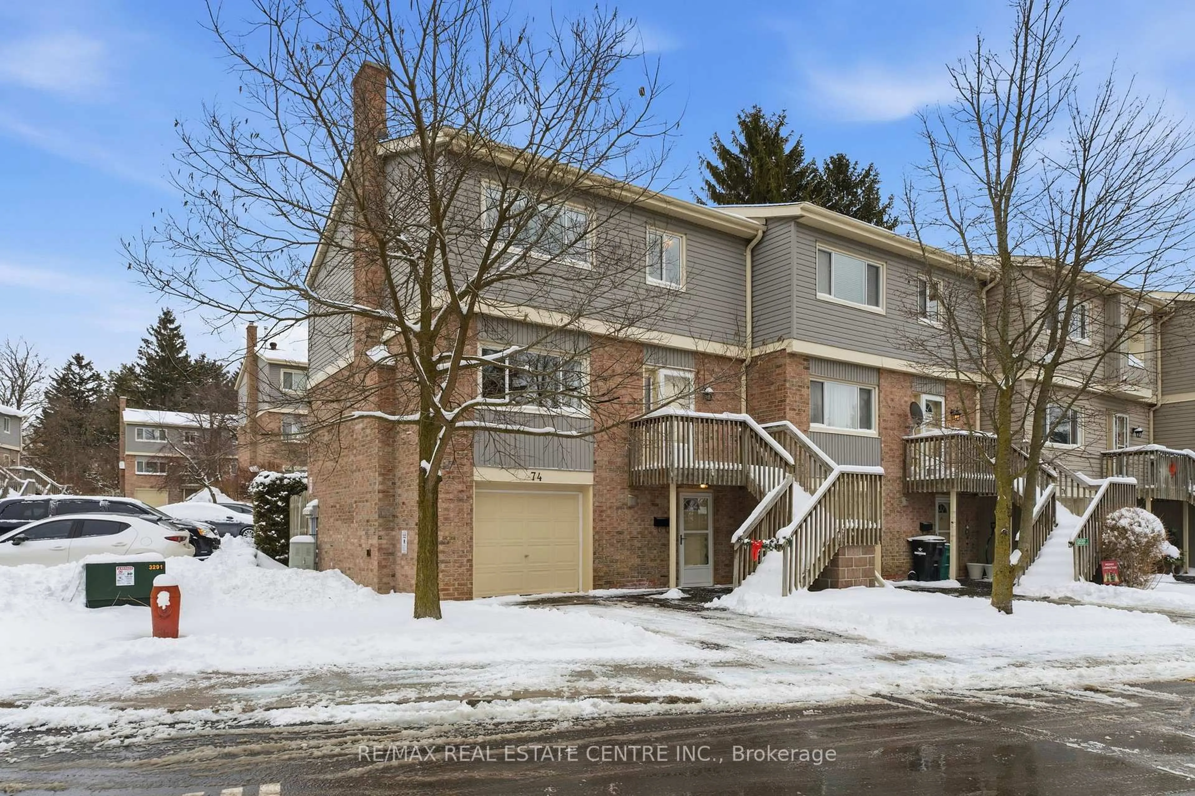 Unknown for 30 Green Valley Dr #74, Kitchener Ontario N2P 1G8