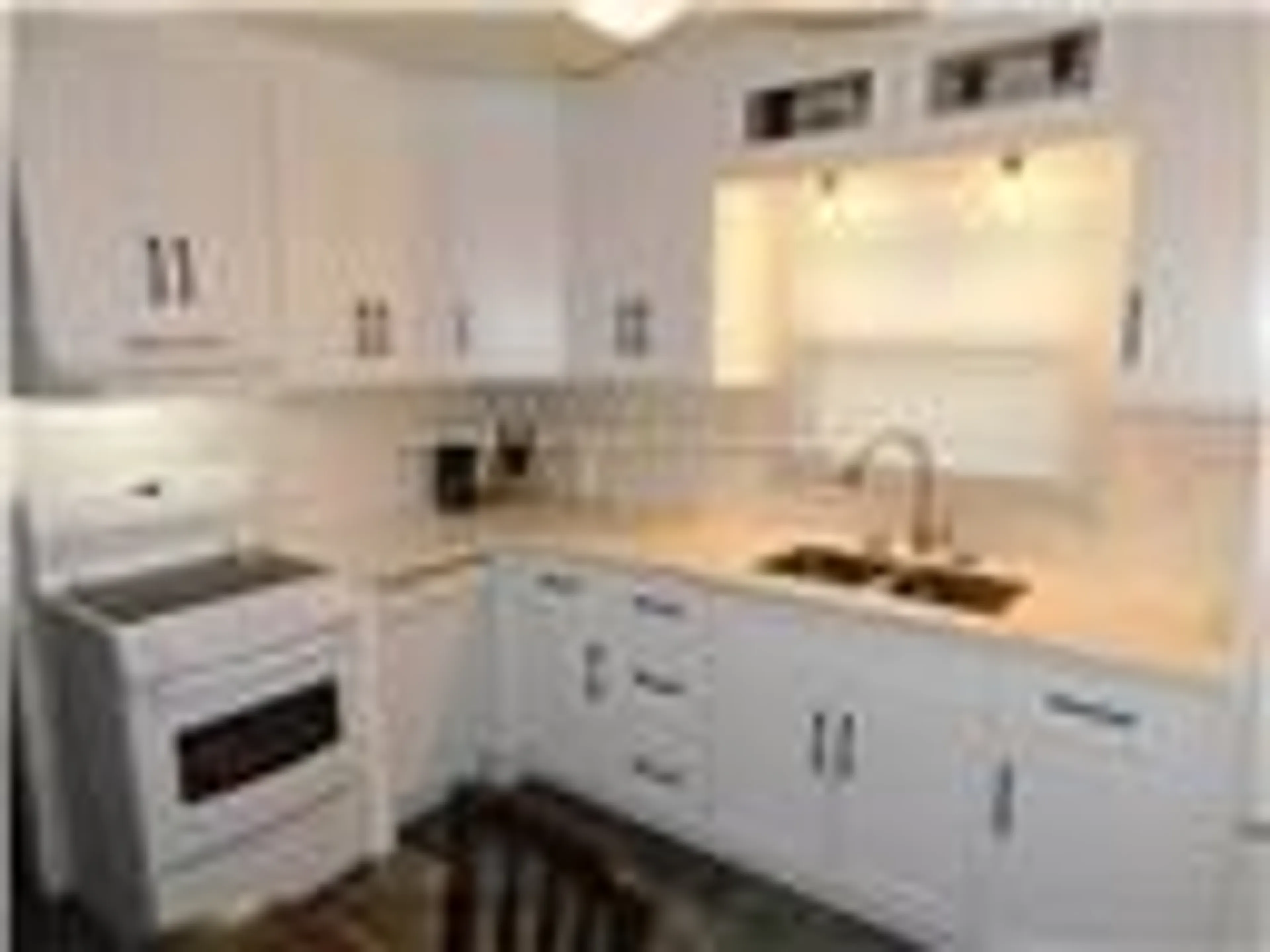 Standard kitchen, ceramic/tile floor for 625 TATE Ave, Hamilton Ontario L8H 6L4