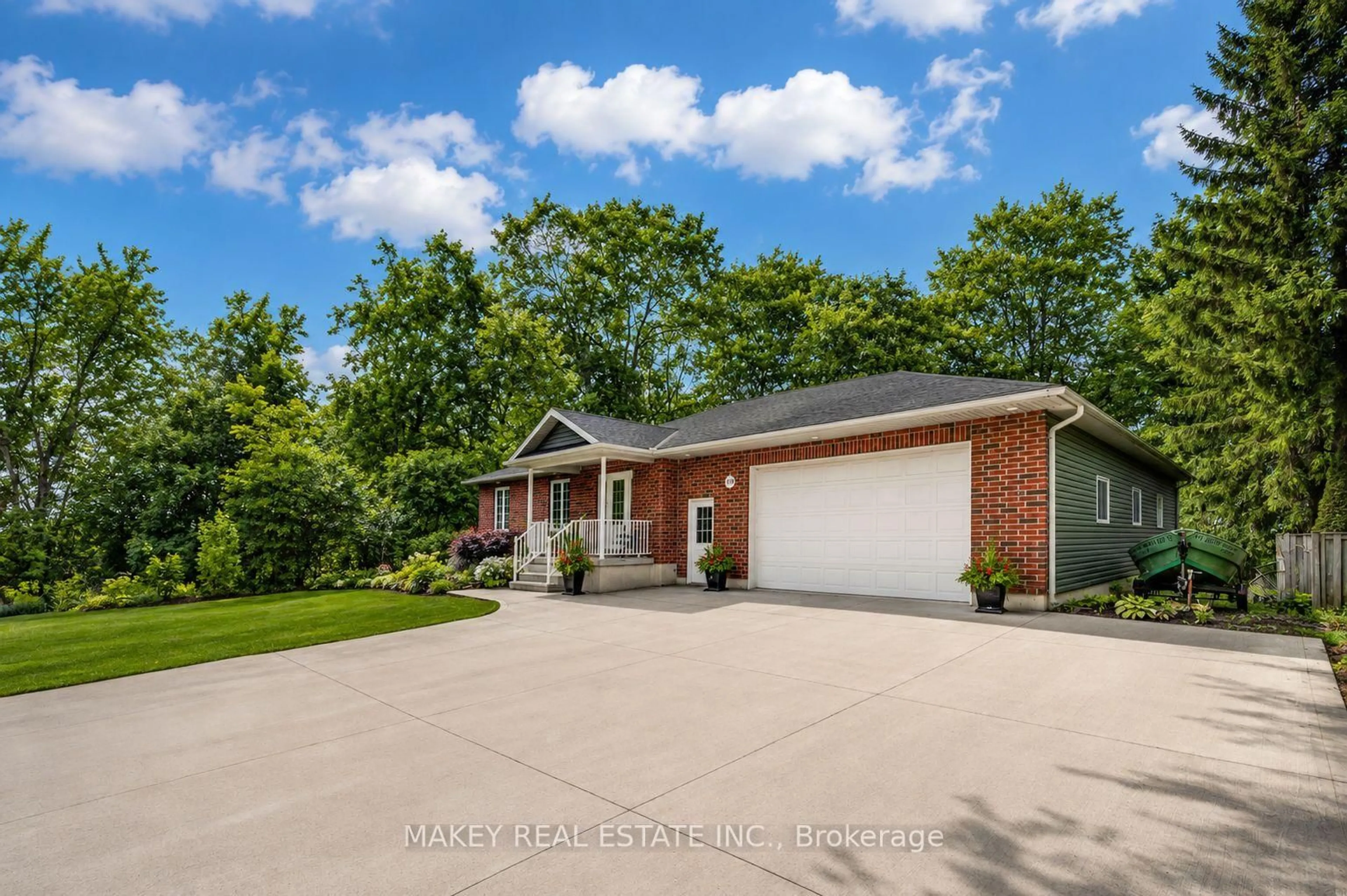 A pic from outside/outdoor area/front of a property/back of a property/a pic from drone, water/lake/river/ocean view for 139 John St, Zorra Ontario N0J 1J0