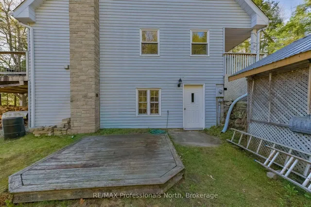 1392 Tennyson Rd, Minden Hills 5