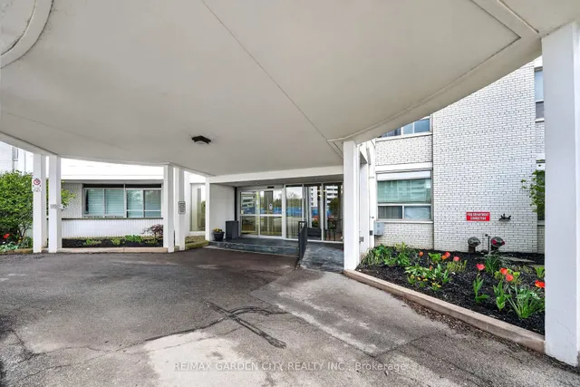 35 Towering Heights Blvd #106, St. Catharines 5