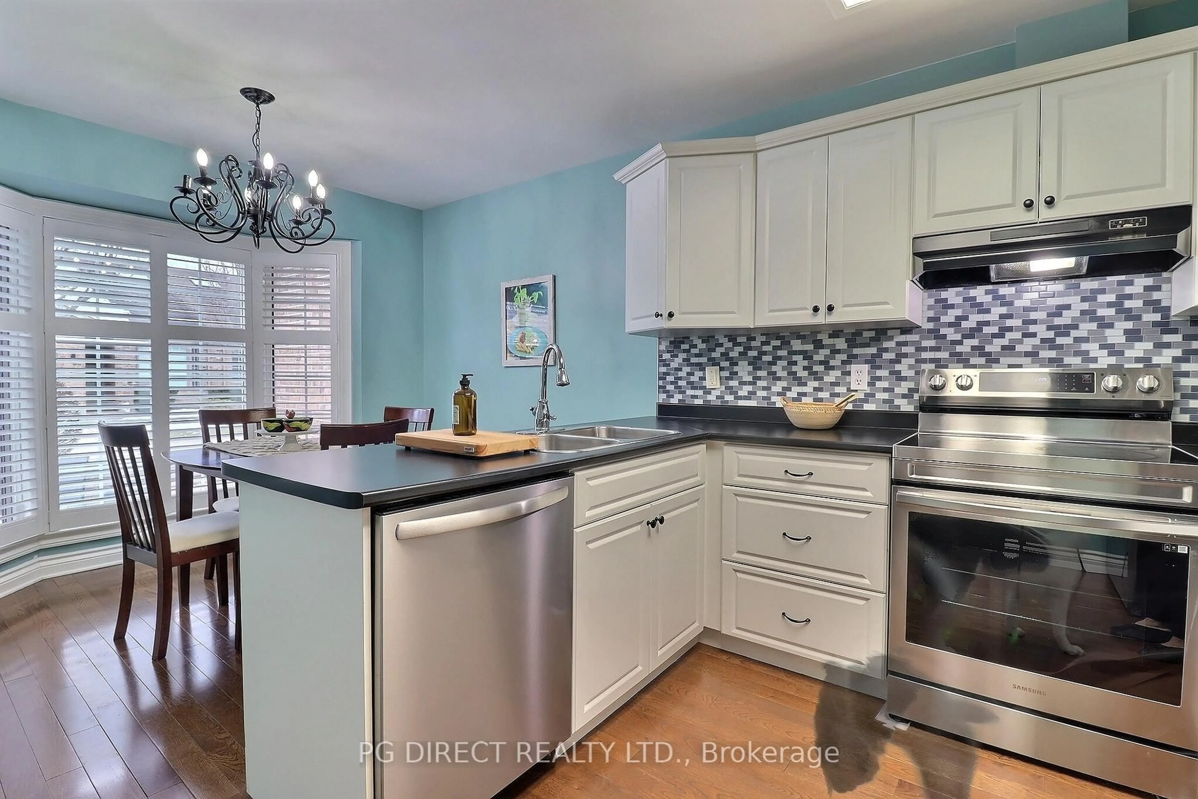 Open concept kitchen, ceramic/tile floor for 1151 Riverside Dr #5, London North Ontario N6H 2T7