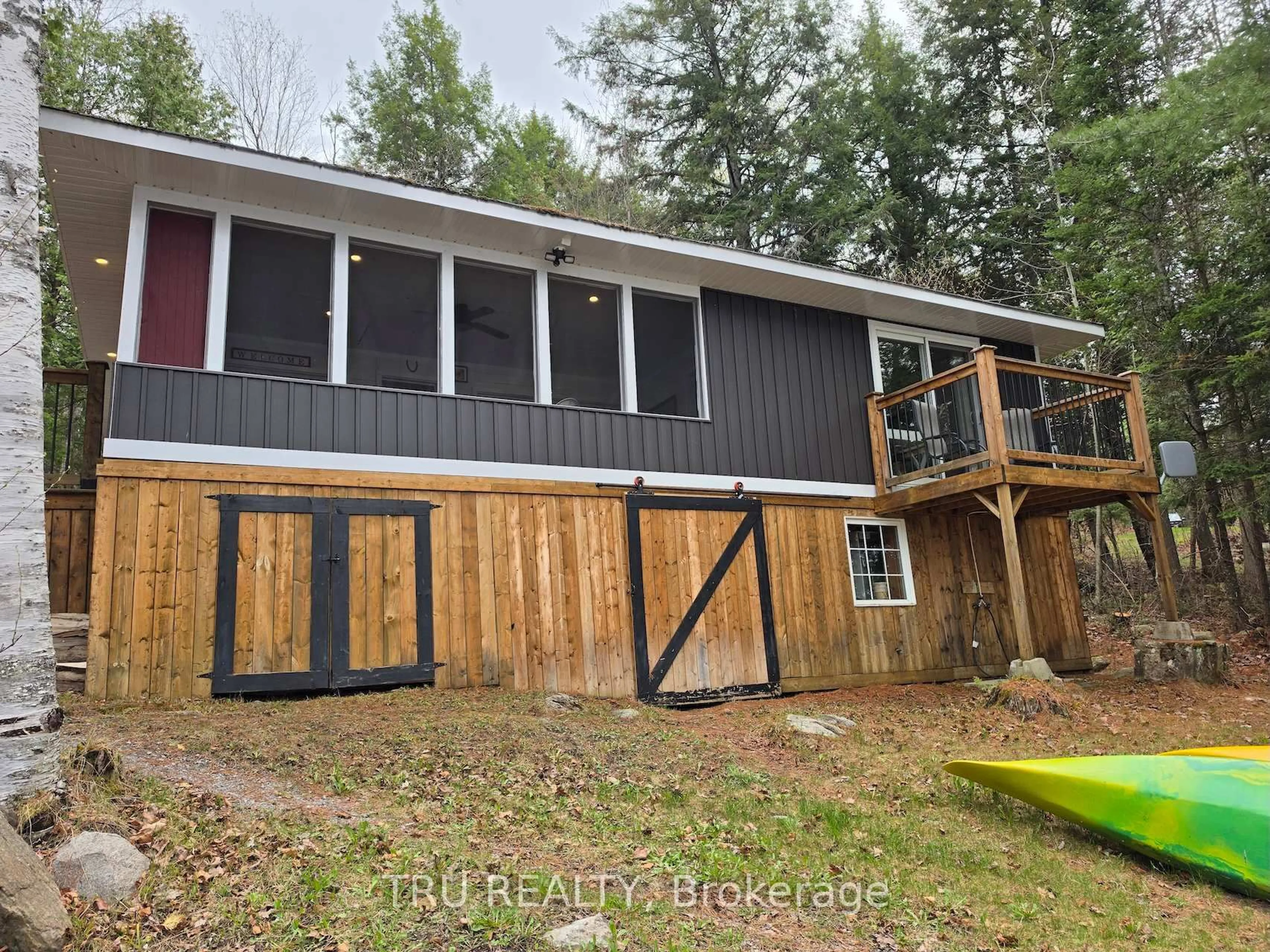 Home with vinyl exterior material, forest/trees view for 952 Siberia Rd, Barry's Bay Ontario K0J 1B0